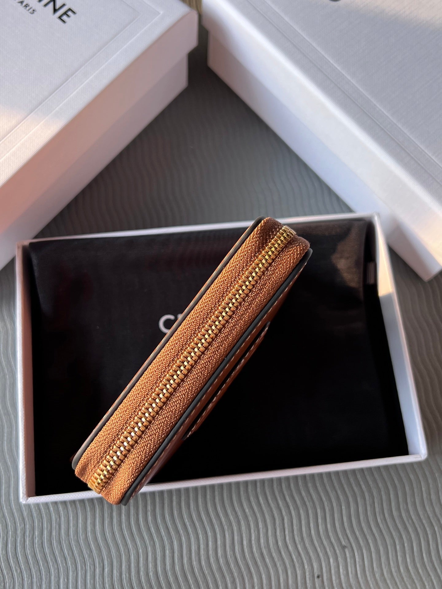 TRIOMPHE Compact Zipped Wallet Tan Cowhide Leather