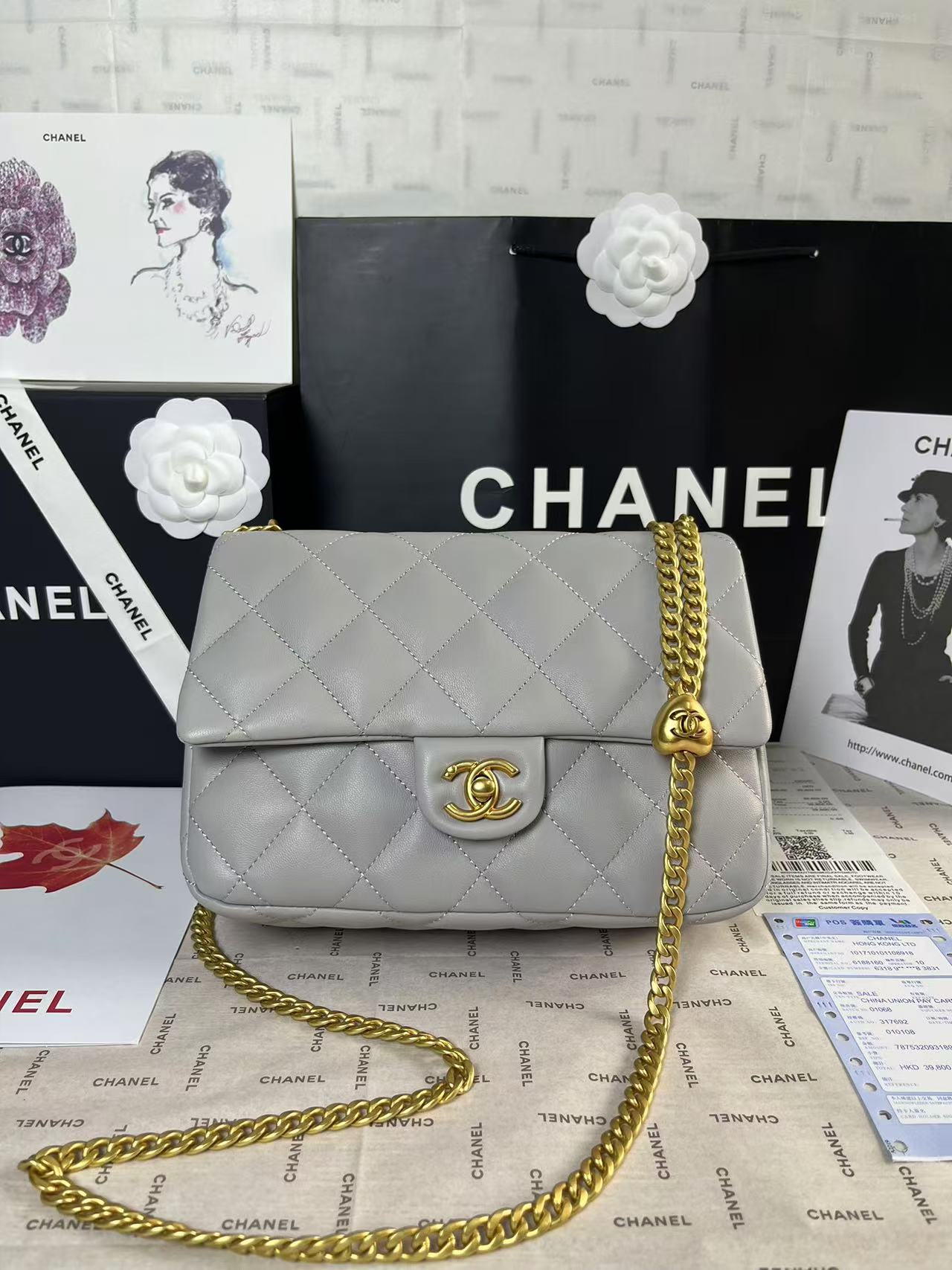 25C Mini Flap 24cm Grey Lambskin Gold Heart Hardware