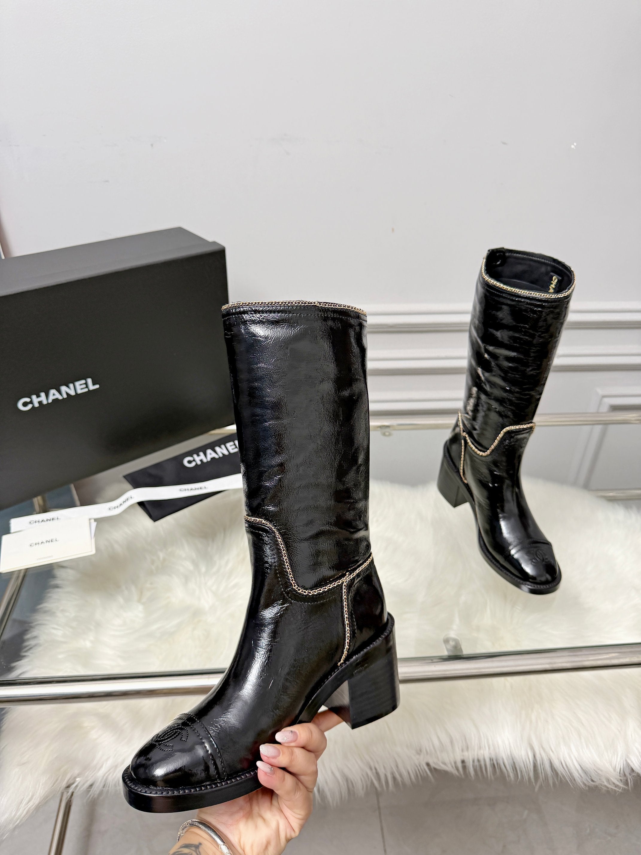 CC 26s Mid-Calf Boots Black Glossy Leather 101932