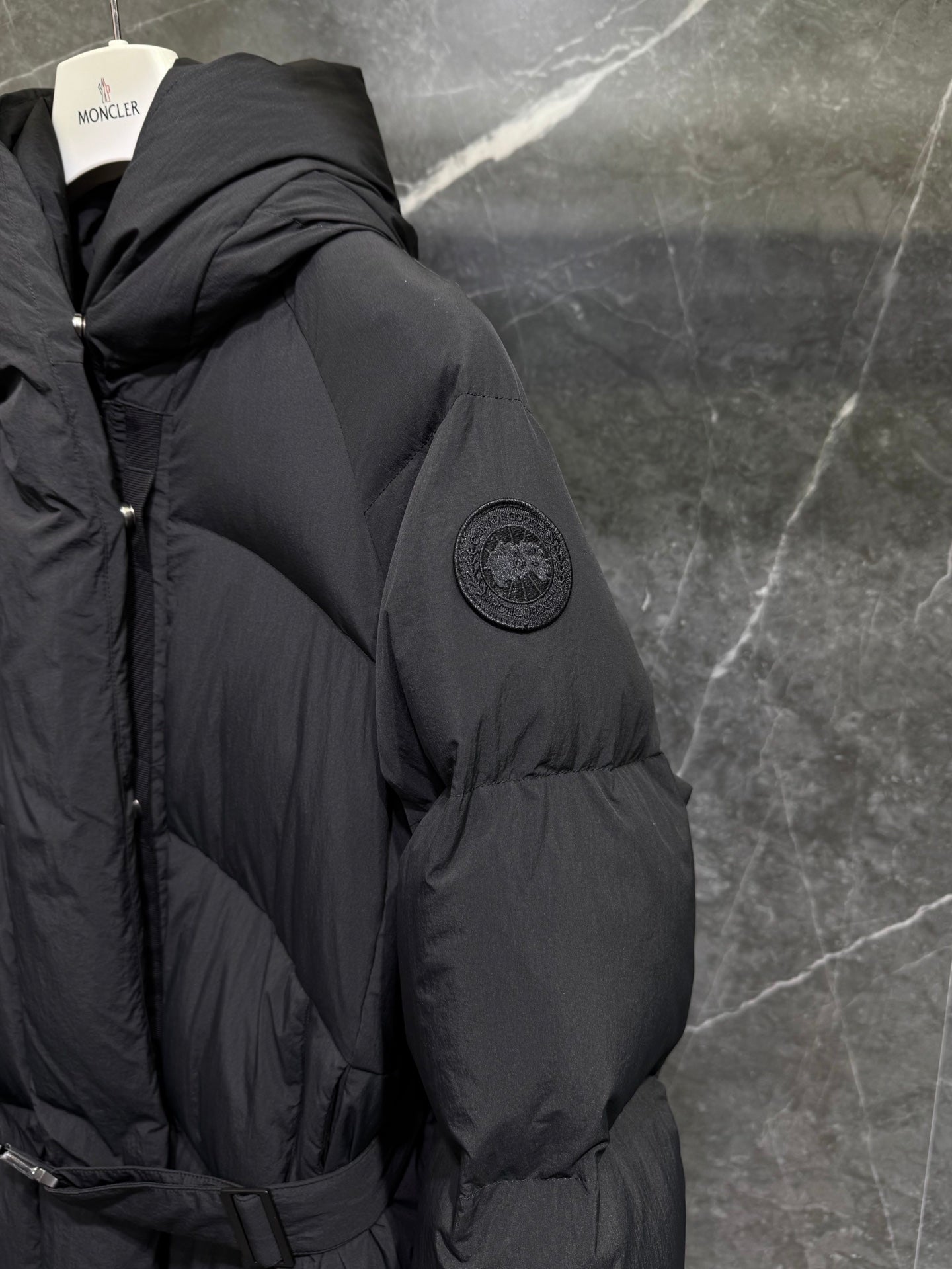 C. Goose Jacket Black Polyester 0007