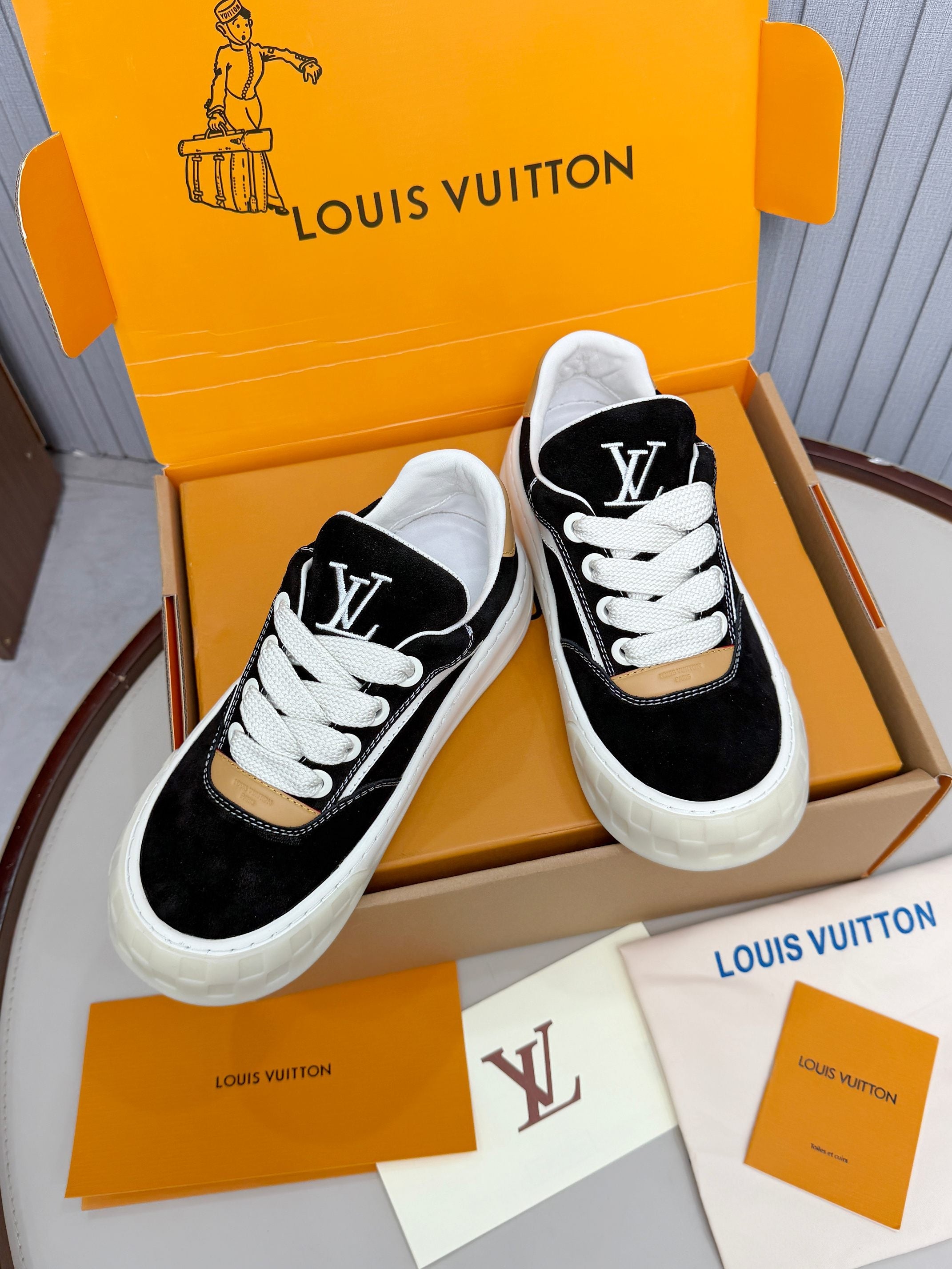 LV Tilted Sneaker Black Suede Calf Leather 632606