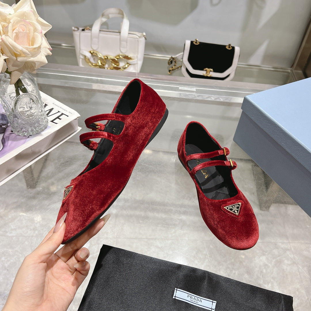 Prada 26s Finish Ballerina Red Velvet 982414