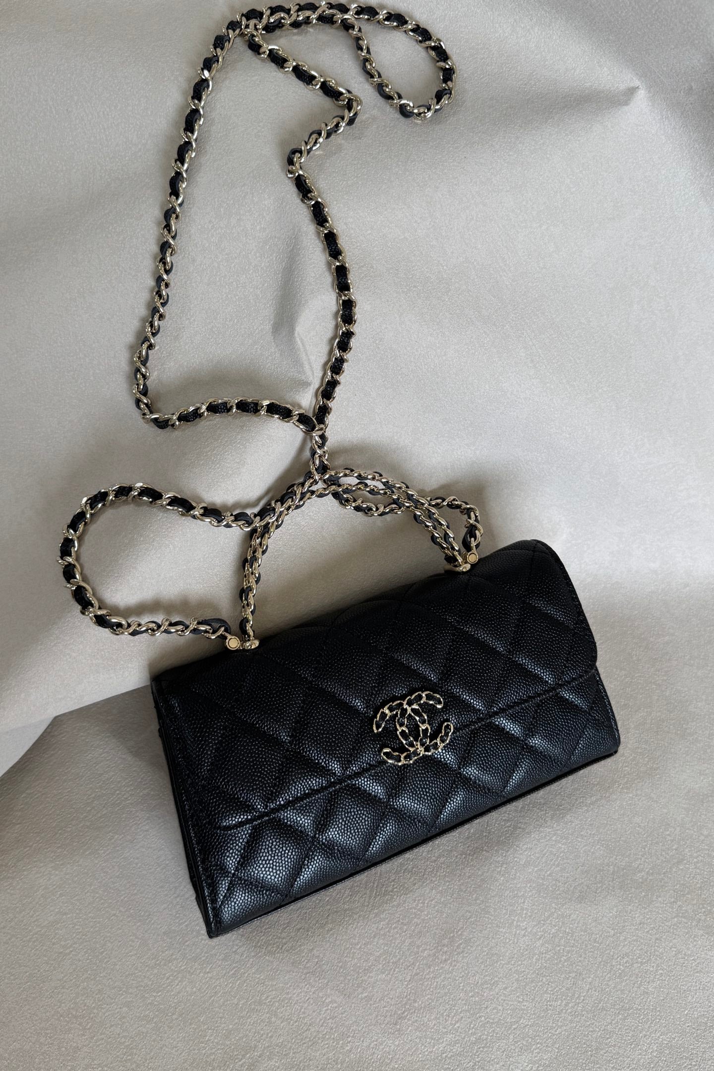 CC 23P Top Handle Kelly Clutch Black Caviar Leather 282525