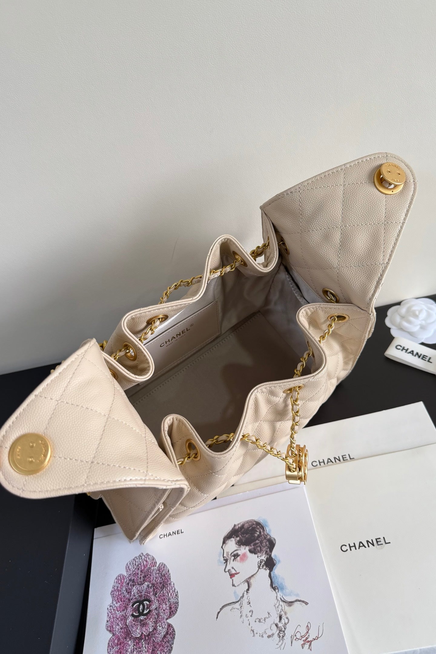 CC 25 Hobo Bag Light Beige Grained Calfskin Leather GHW 282502