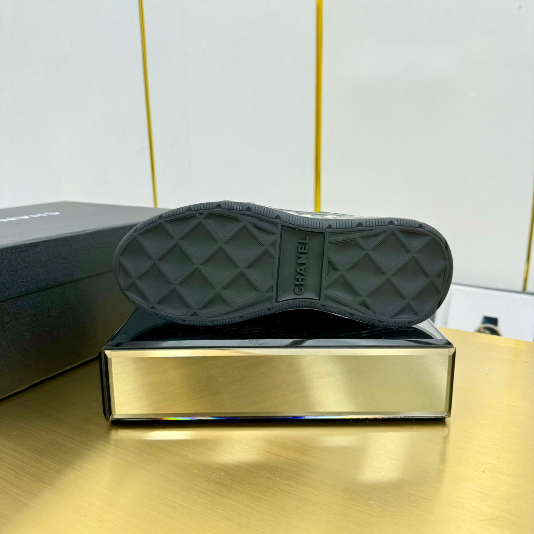 CC 26s Clear Sole Sneakers Black Fabric Calfskin 139959