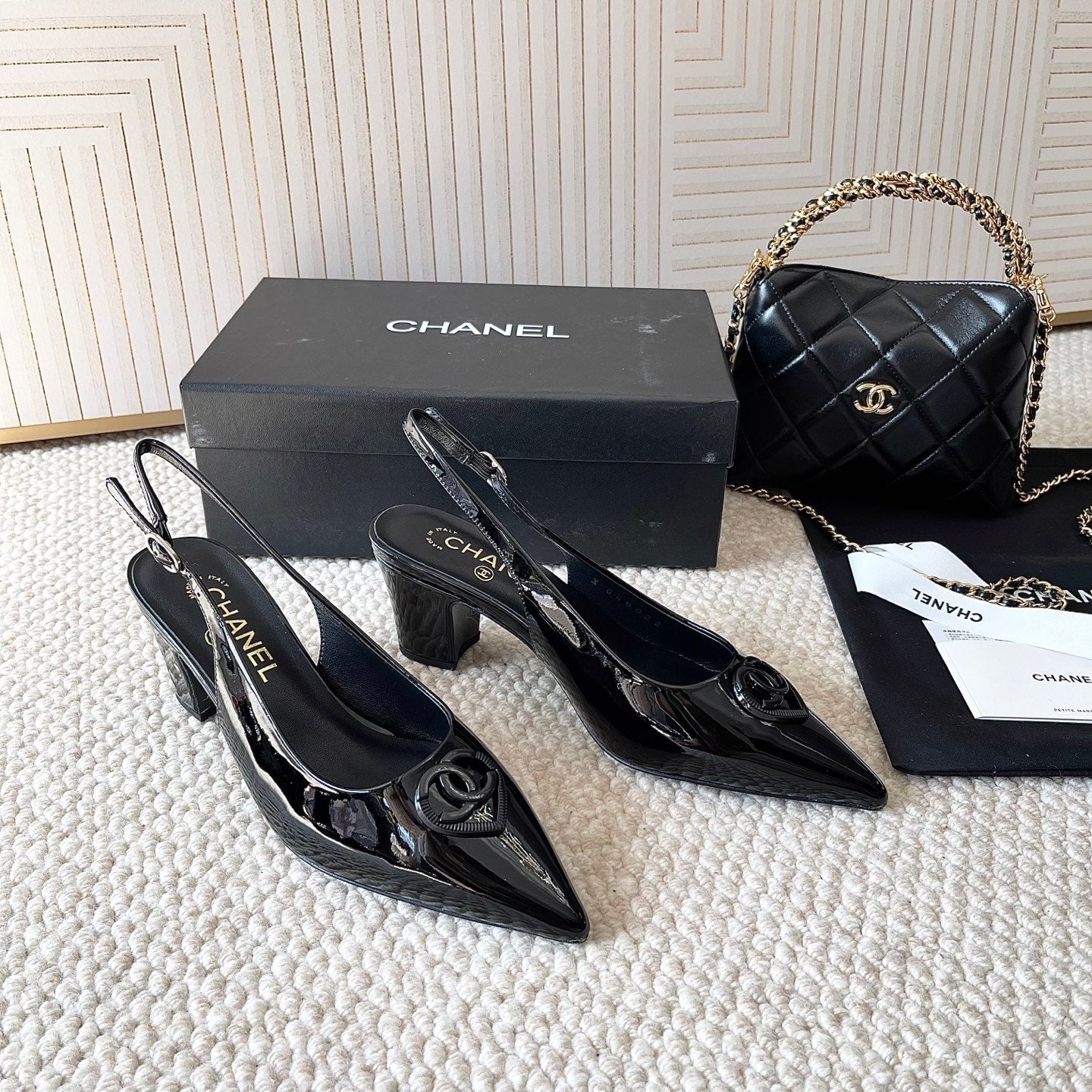 CC 26s Pointed-Toe Slingback Black Patent Leather 787142