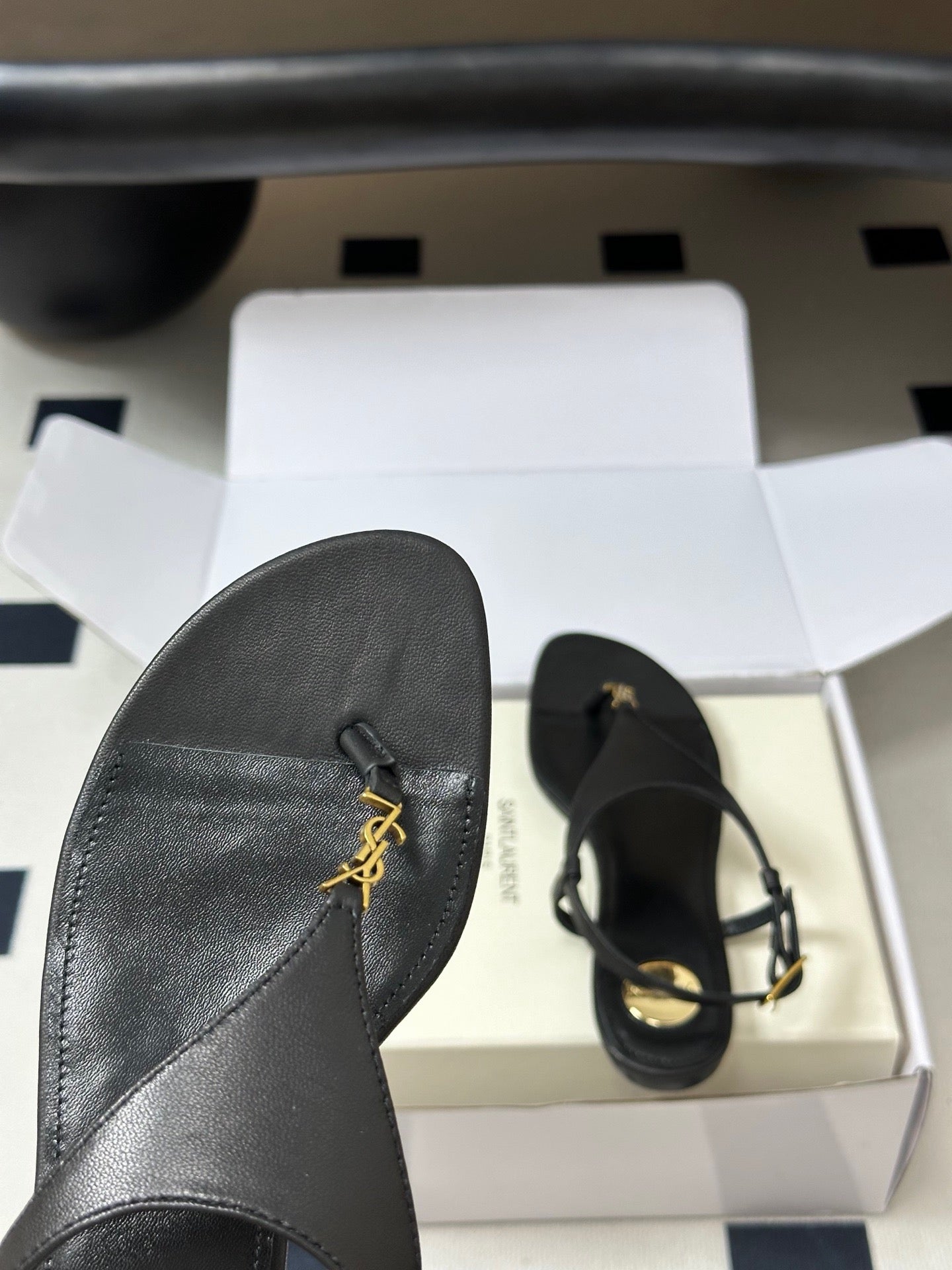 YSL Cassandra Slide Black Smooth Leather 787563
