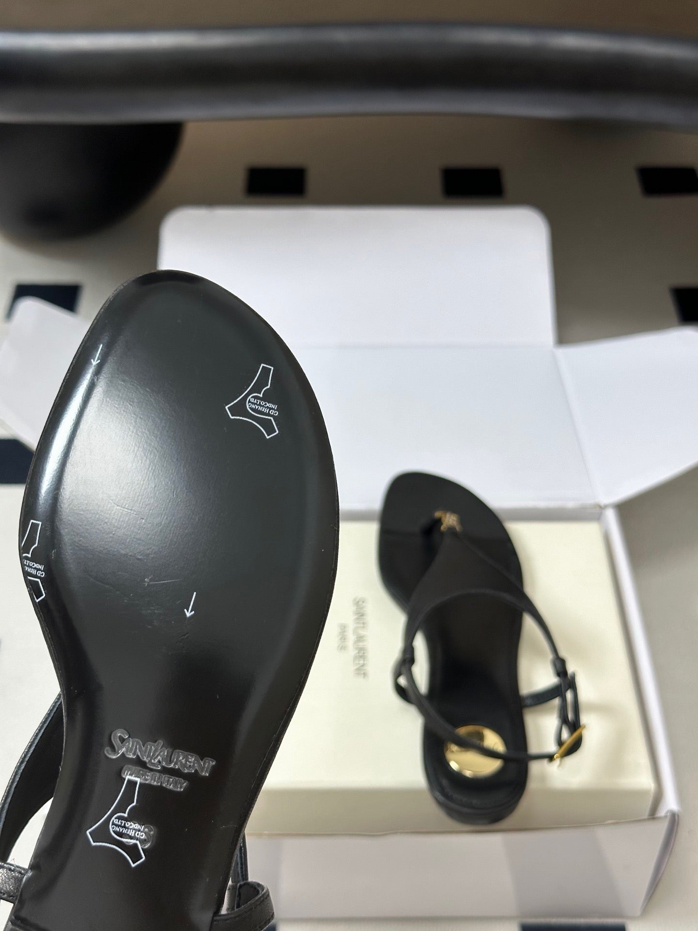 YSL Cassandra Slide Black Smooth Leather 787563