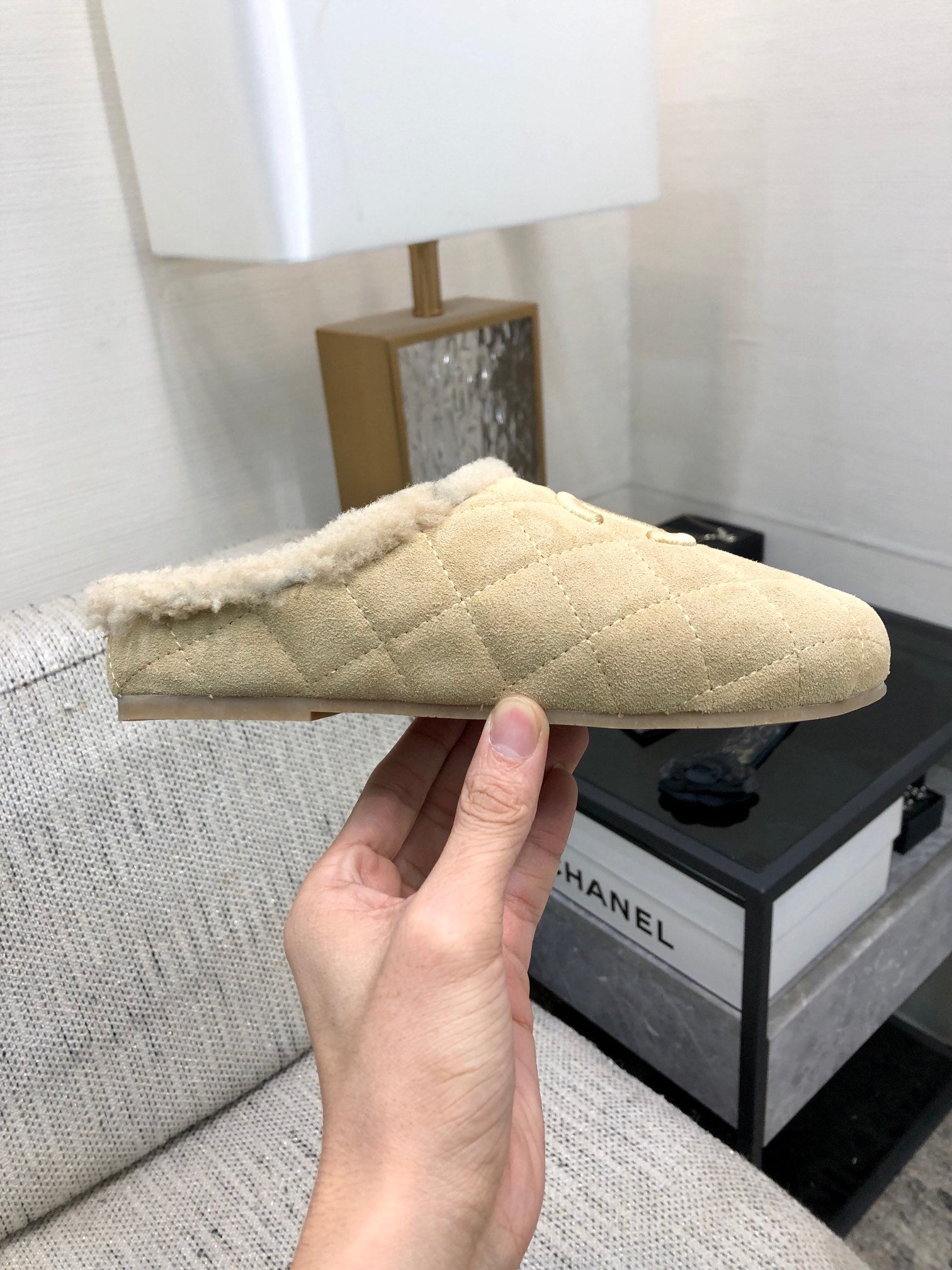 CC 26s Mules Beige Quilted Suede Shearling 970155