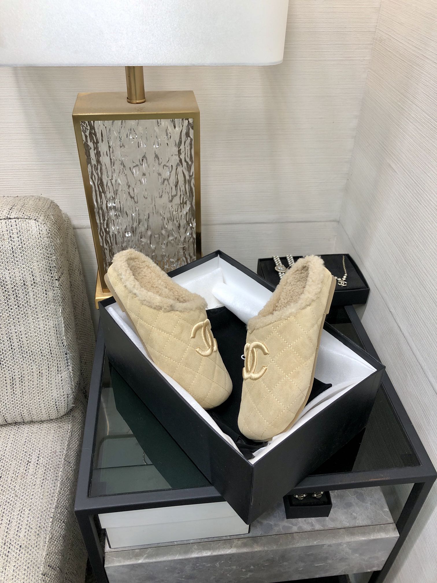 CC 26s Mules Beige Quilted Suede Shearling 970155