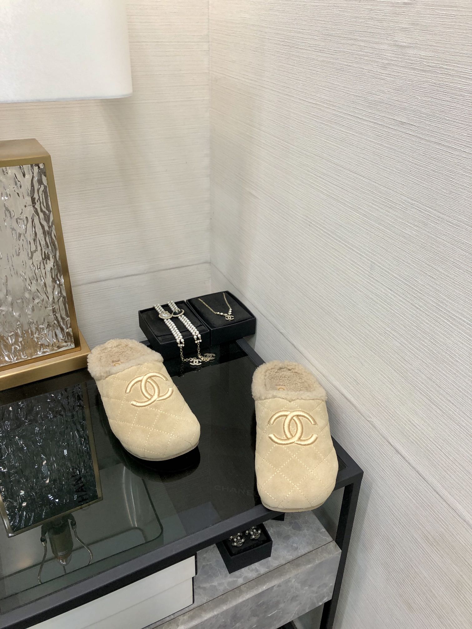 CC 26s Mules Beige Quilted Suede Shearling 970155