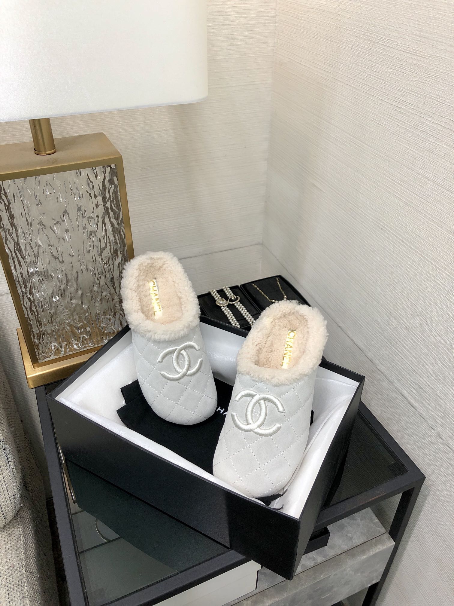 CC 26s Mules Grey Quilted Suede Shearling 970154
