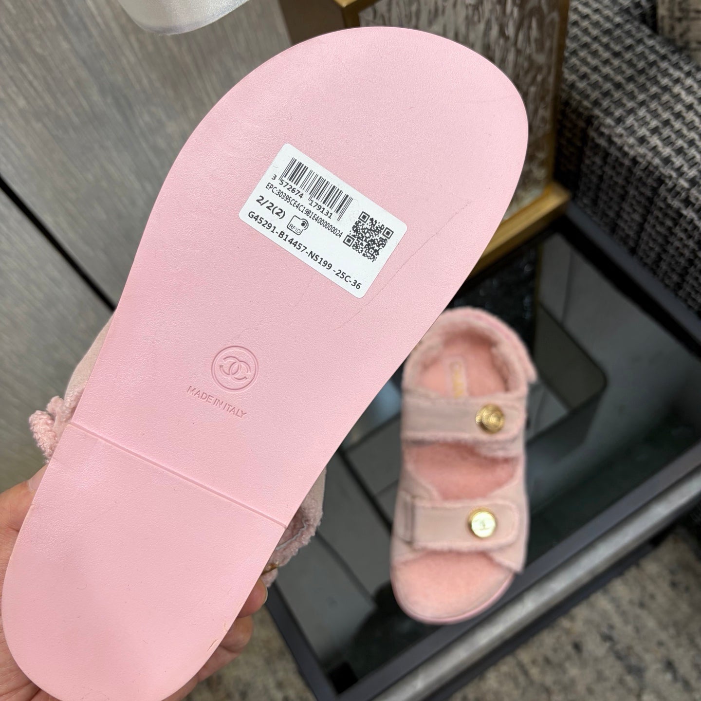CC 26s Dad Sandals Light Pink Suede Shearing 970113