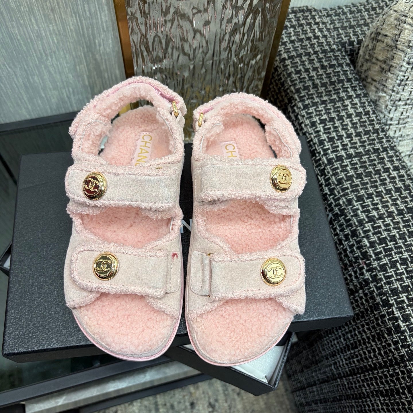 CC 26s Dad Sandals Light Pink Suede Shearing 970113