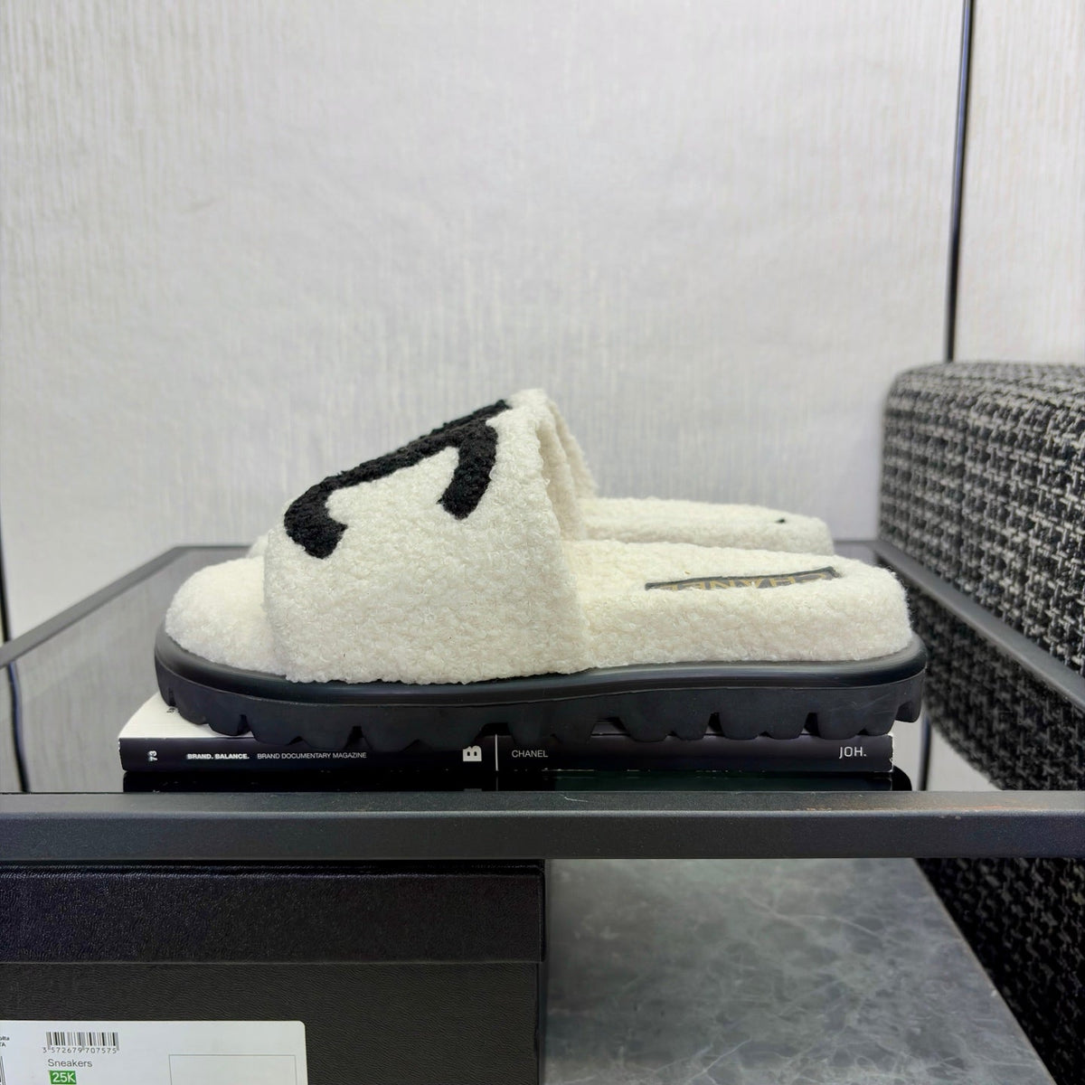 CC 26s Shearling Slide Flat Mules White Black Wool 128102