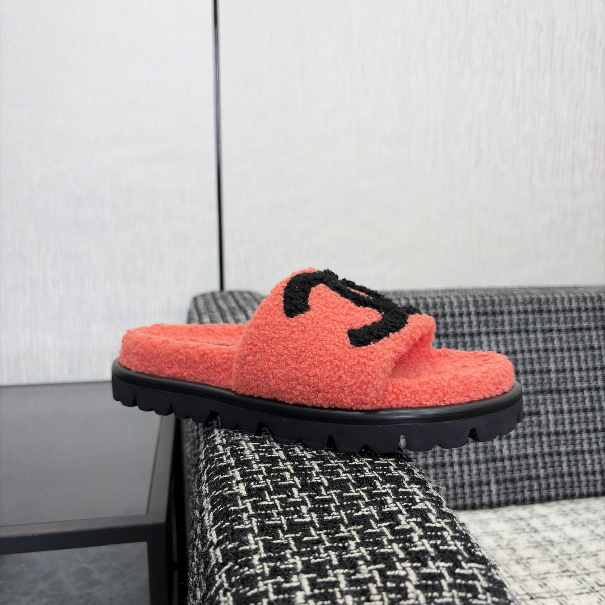 CC 26s Shearling Slide Flat Mules Coral Black Wool 128097