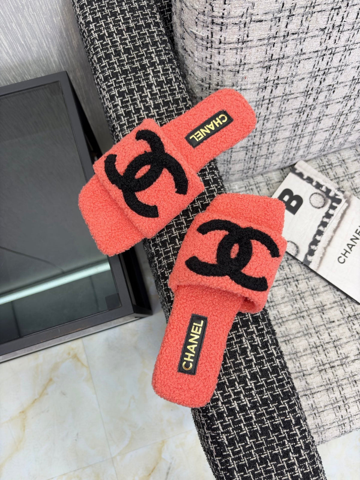 CC 26s Shearling Slide Flat Mules Coral Black Wool 128092