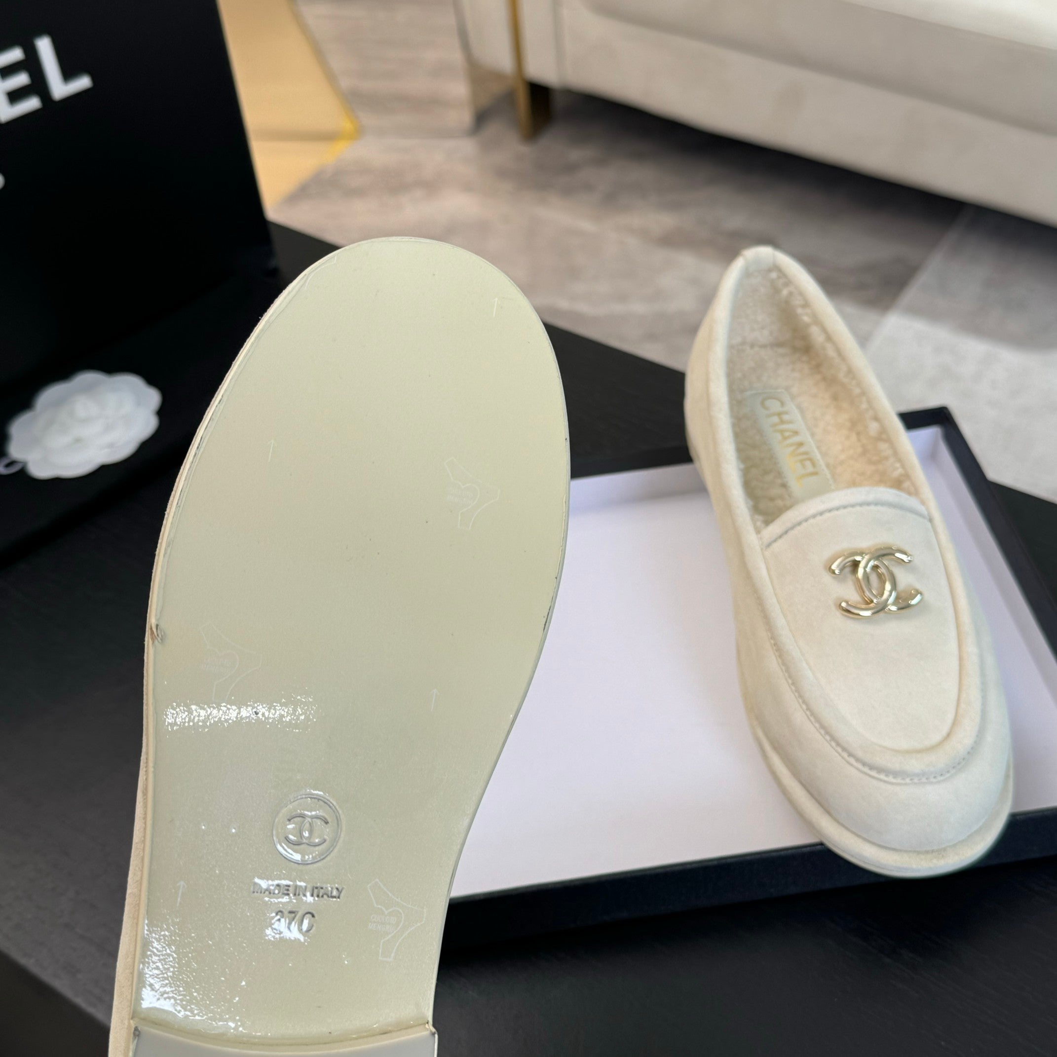 CC Moccasins White Suede And Wool