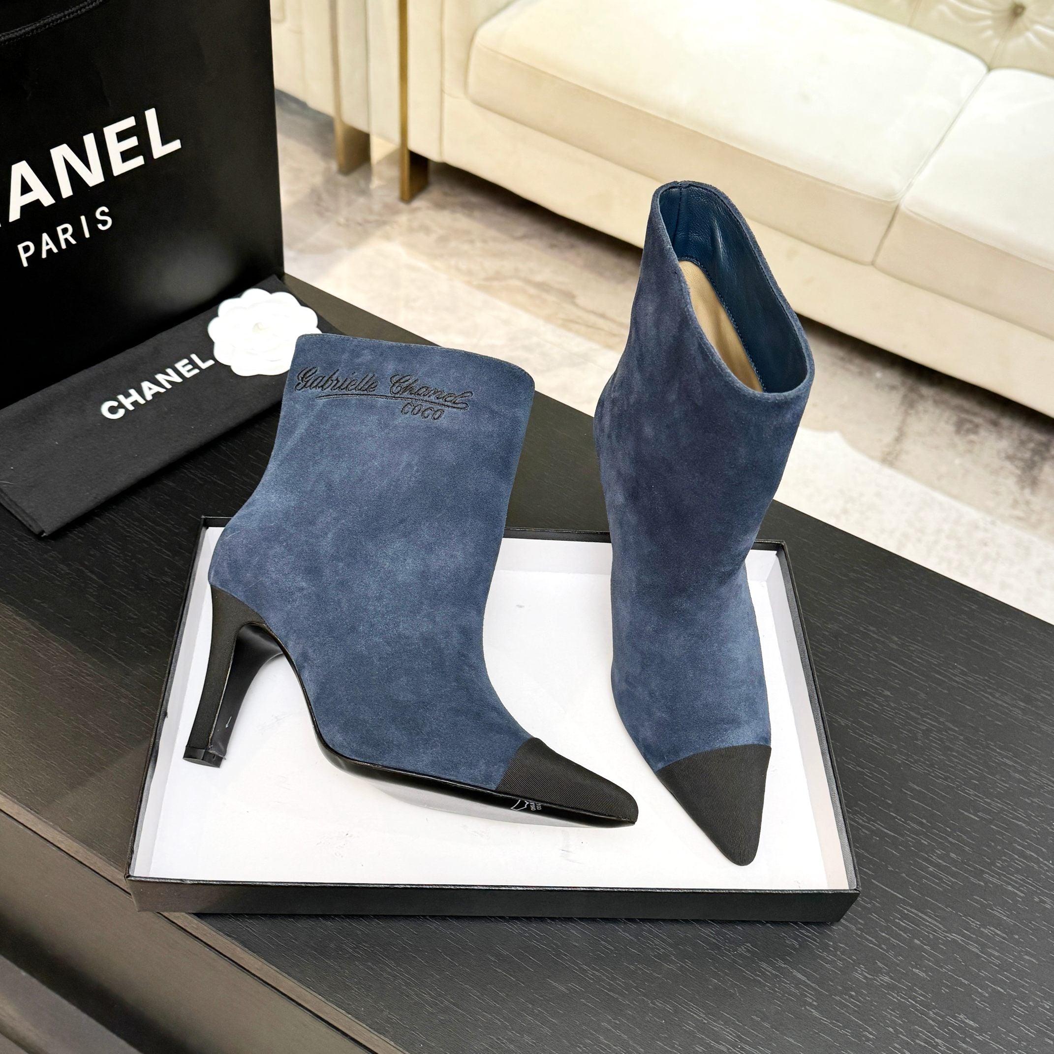 CC Gabrielle Chanel Ankle  Boots 8.5cm Dark Blue Suede Black Fabric