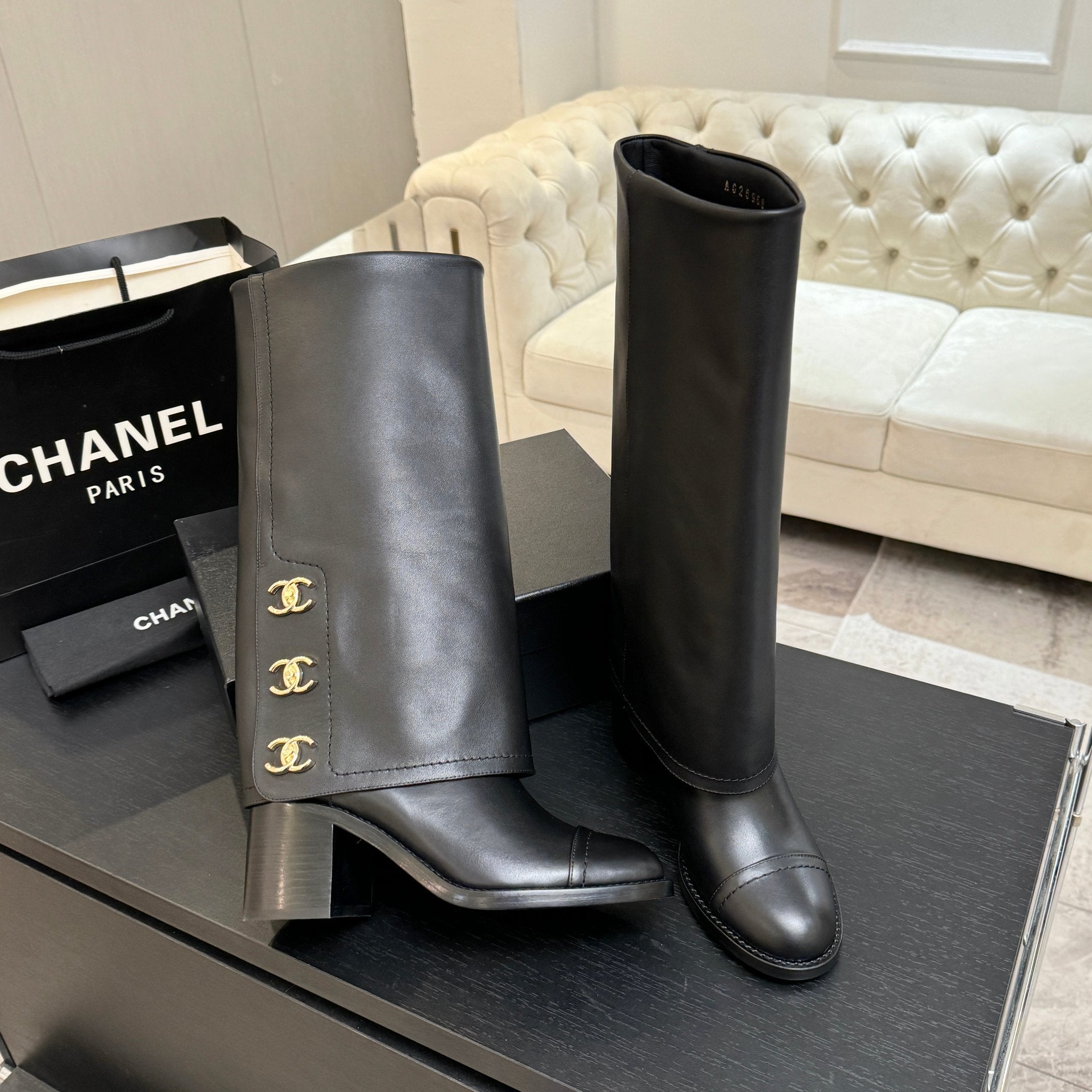 CC 26s Chunky Heel Trouser Boots Black Sheepskin 673036