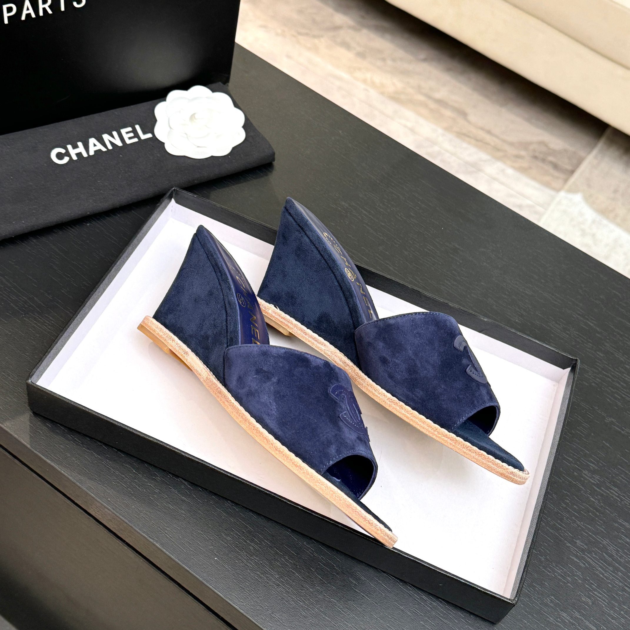 CC 26C Wedge Sandals Dark Blue Suede 672984