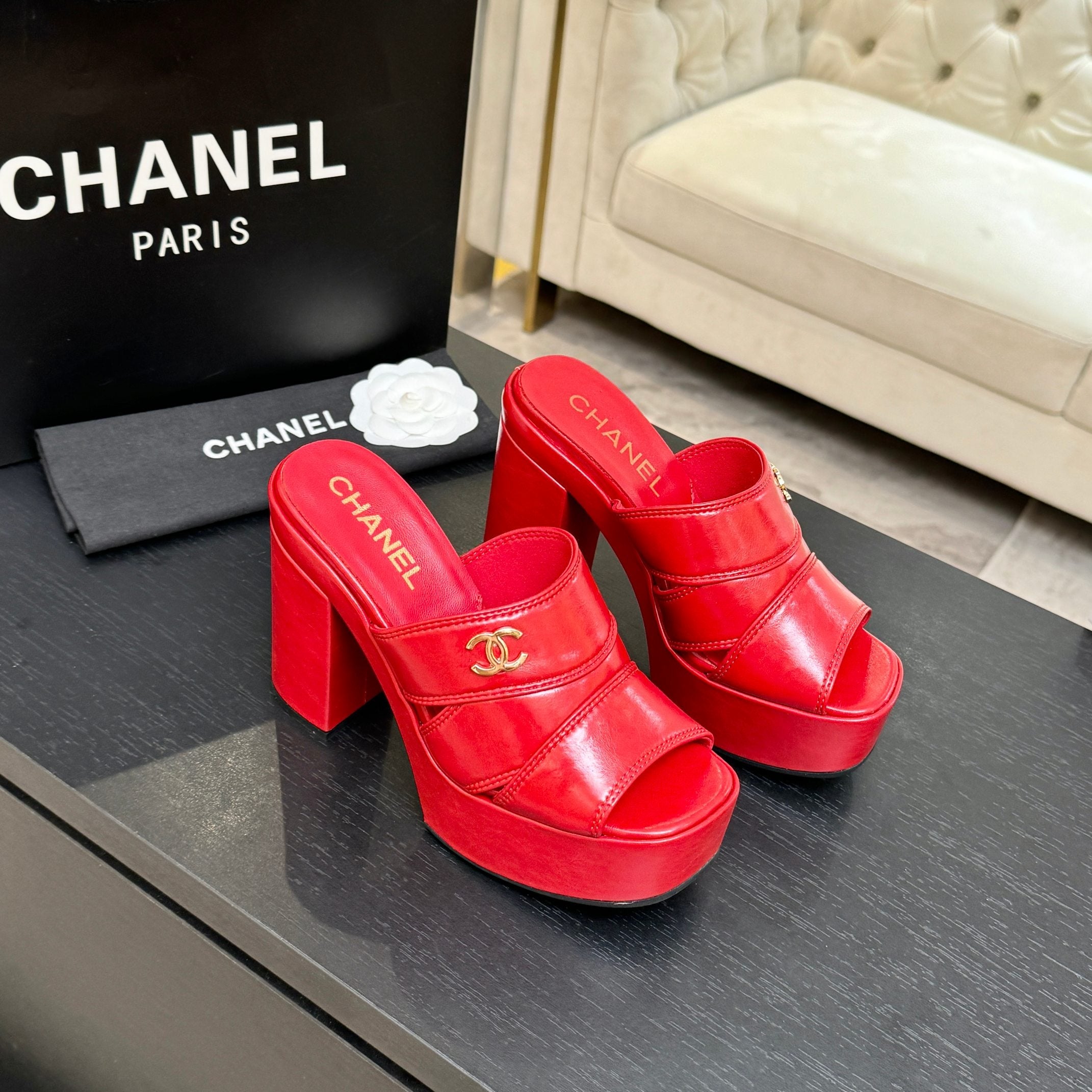 CC 26 Platform High-Heeled 12.5cm Red Glossy Cowhide 673061