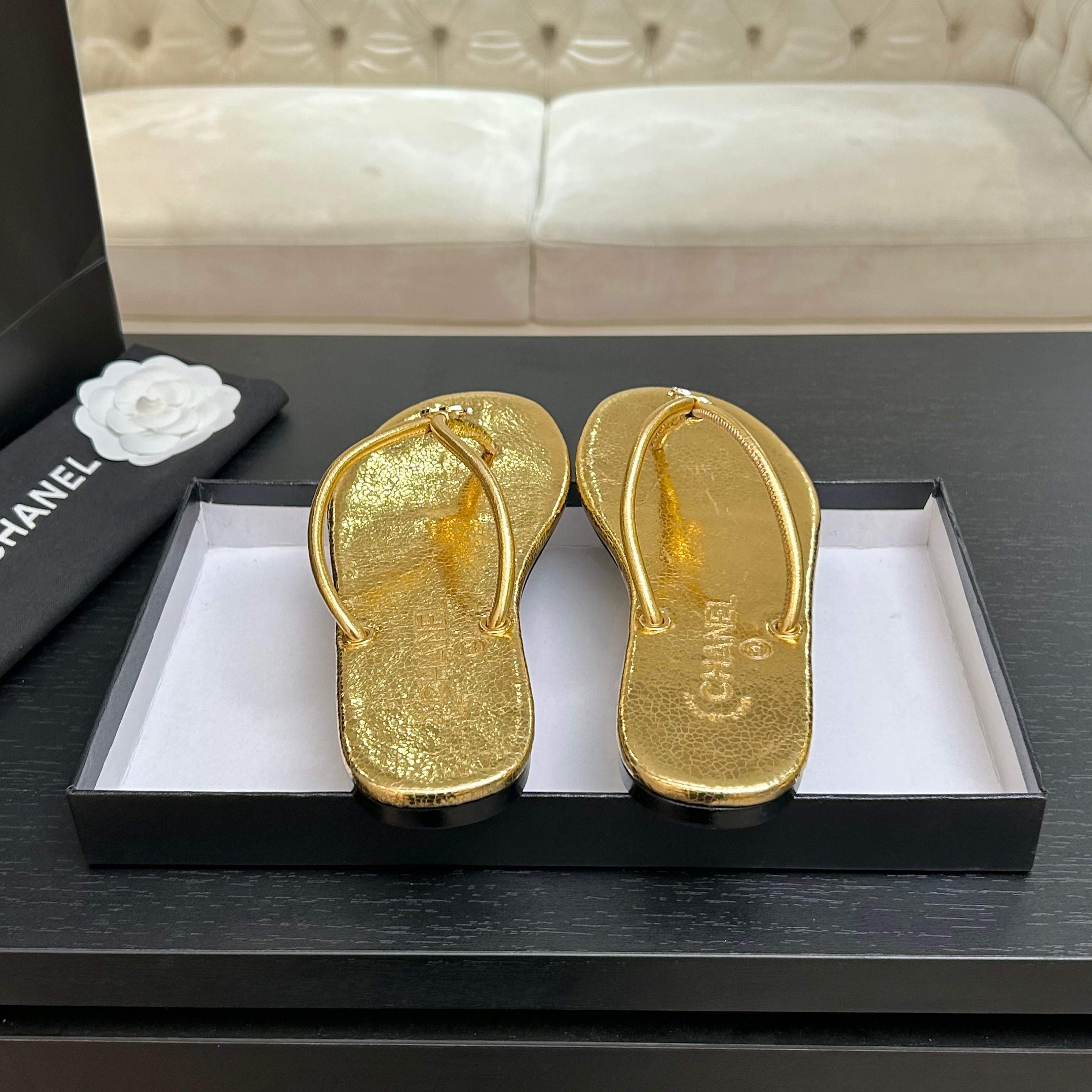 CC 2026 Thong Sandal Gold Metalic Calfskin