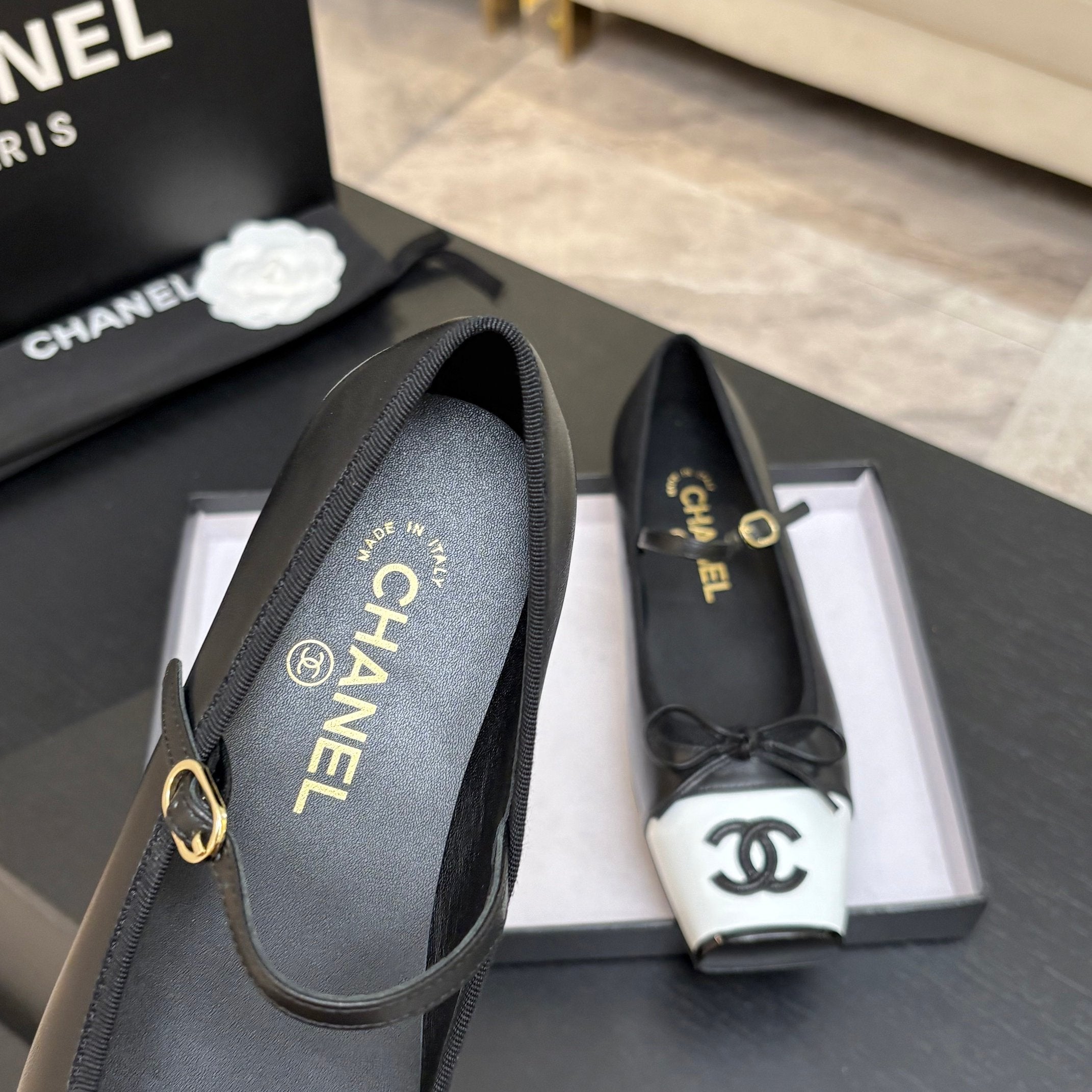 CC 26s Square Head Ballet Flat Black Leather 847243