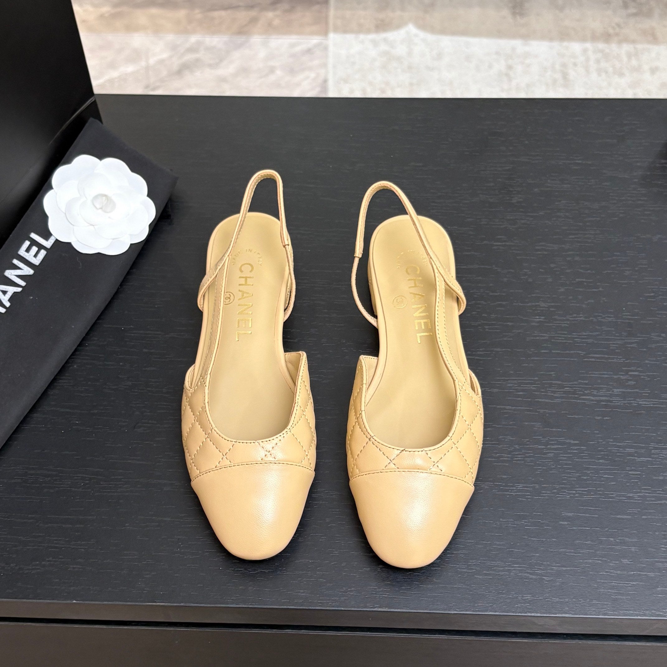 CC 26s Block Heel Slingback 1.5cm Beige Quilted Lambskin 957984