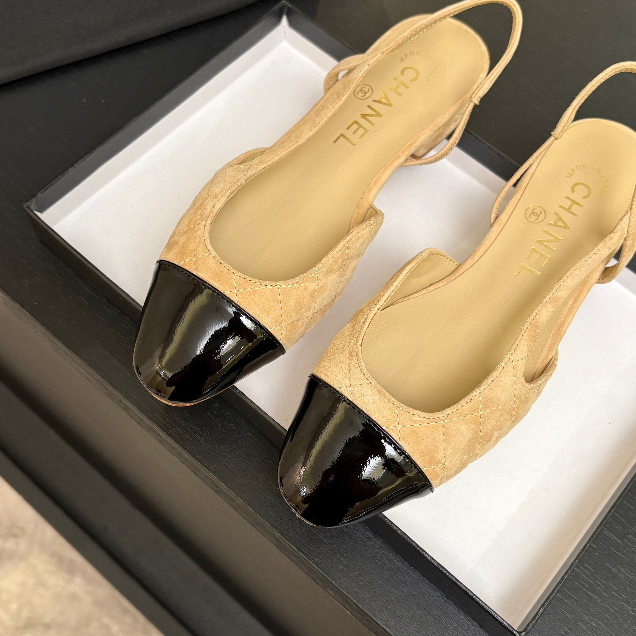 CC 26s Block Heel Slingback 1.5cm Beige Quilted Suede 957988