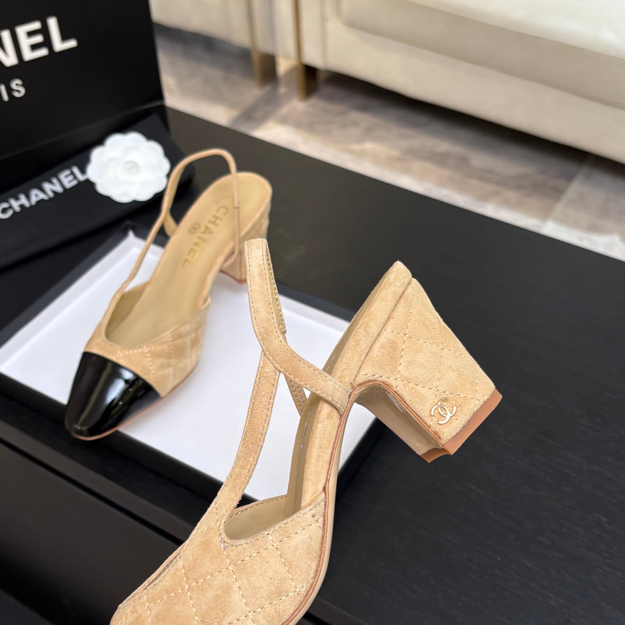 CC 26s Block Heel Slingback 6cm Beige Quilted Suede 957989