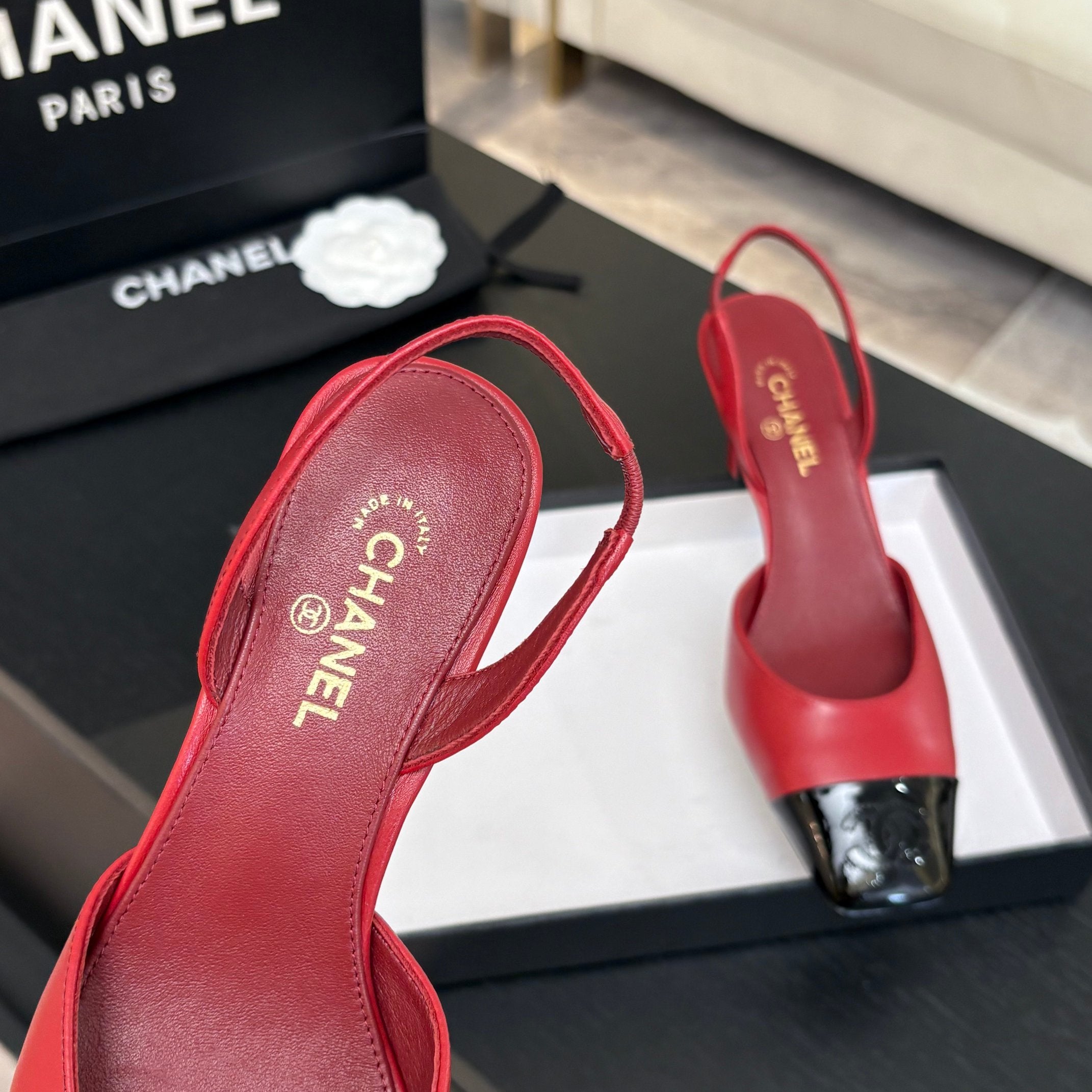 CC 26s Square Cap Toe Slingback 7cm Black Red Lambskin Patent Leather 958023