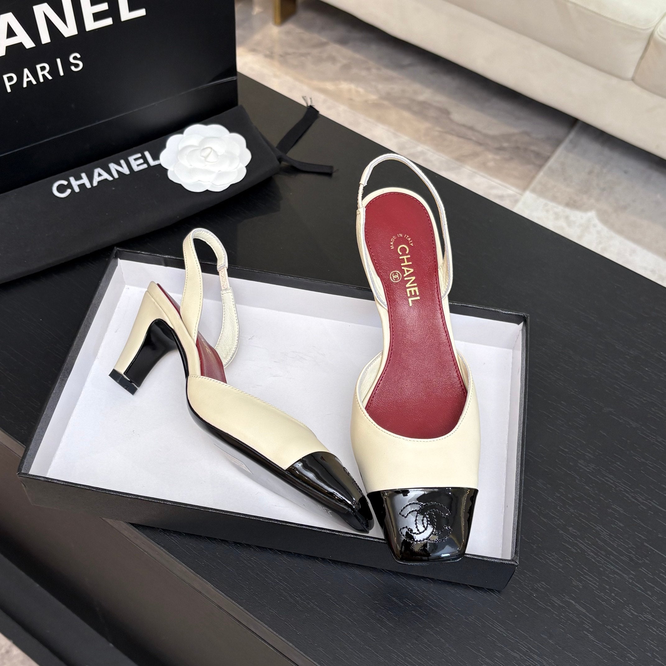 CC 26s Square Cap Toe Slingback 7cm Black Cream Lambskin Patent Leather 958025