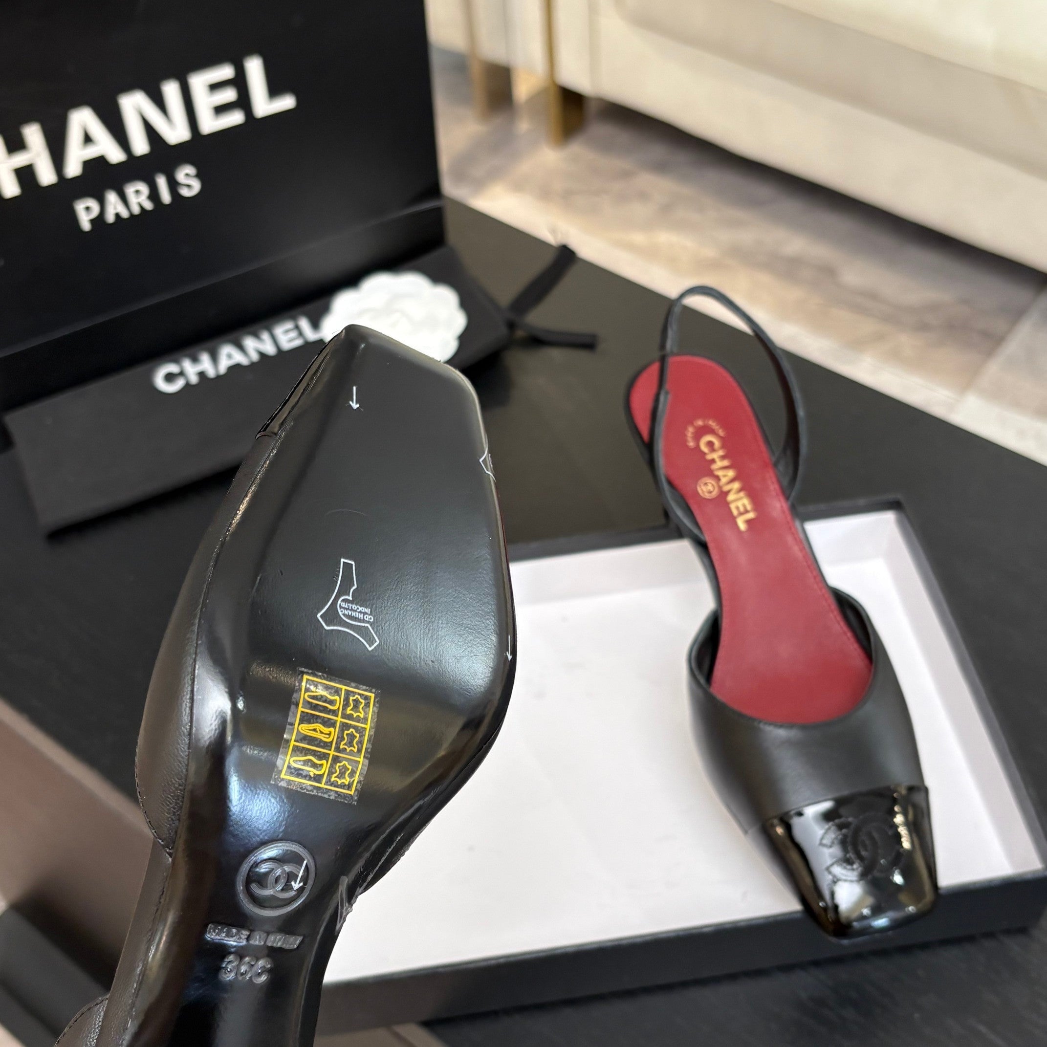 CC 26s Square Cap Toe Slingback 7cm Black Lambskin Patent Leather 958026