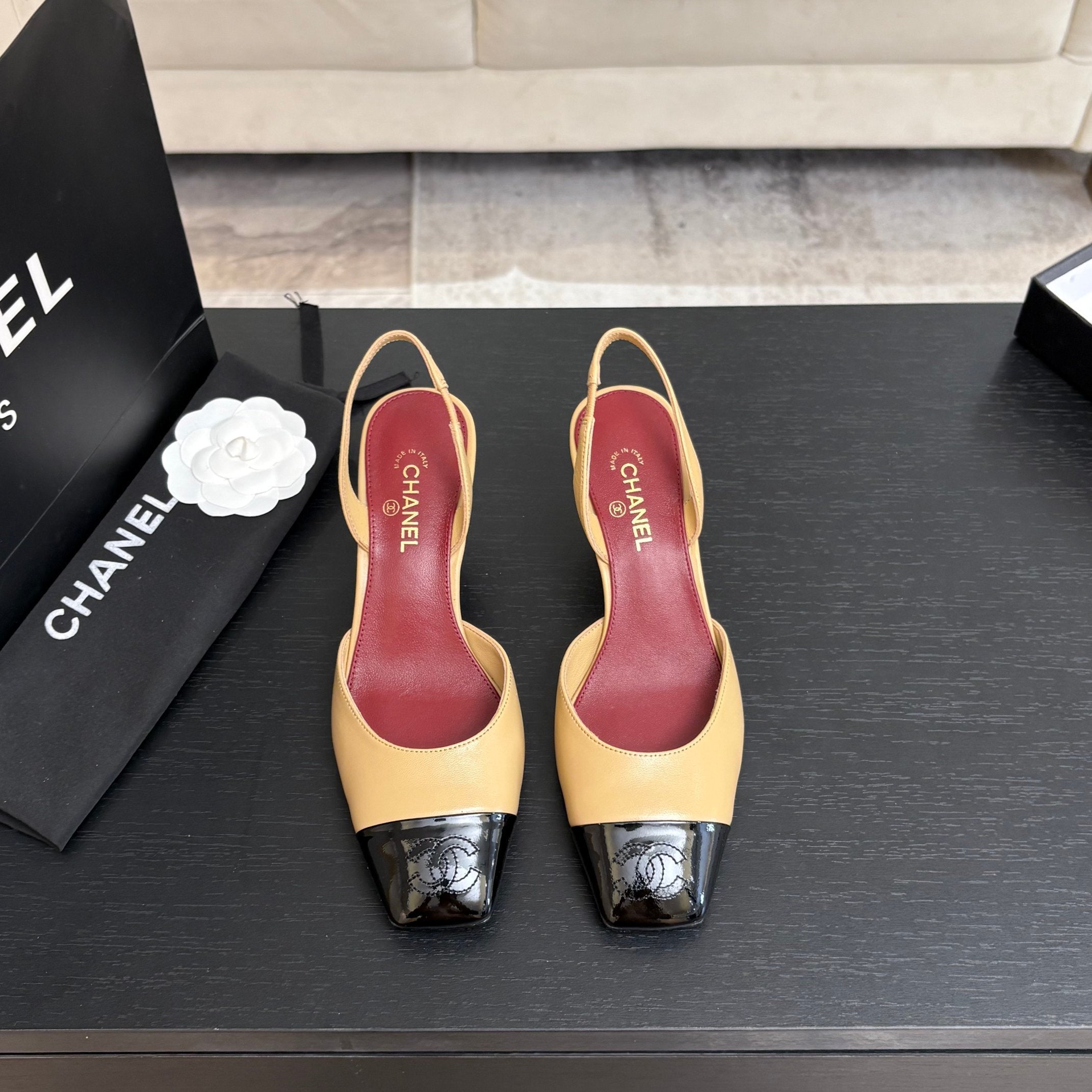 CC 26s Square Cap Toe Slingback 7cm Black Beige Lambskin Patent Leather 958027