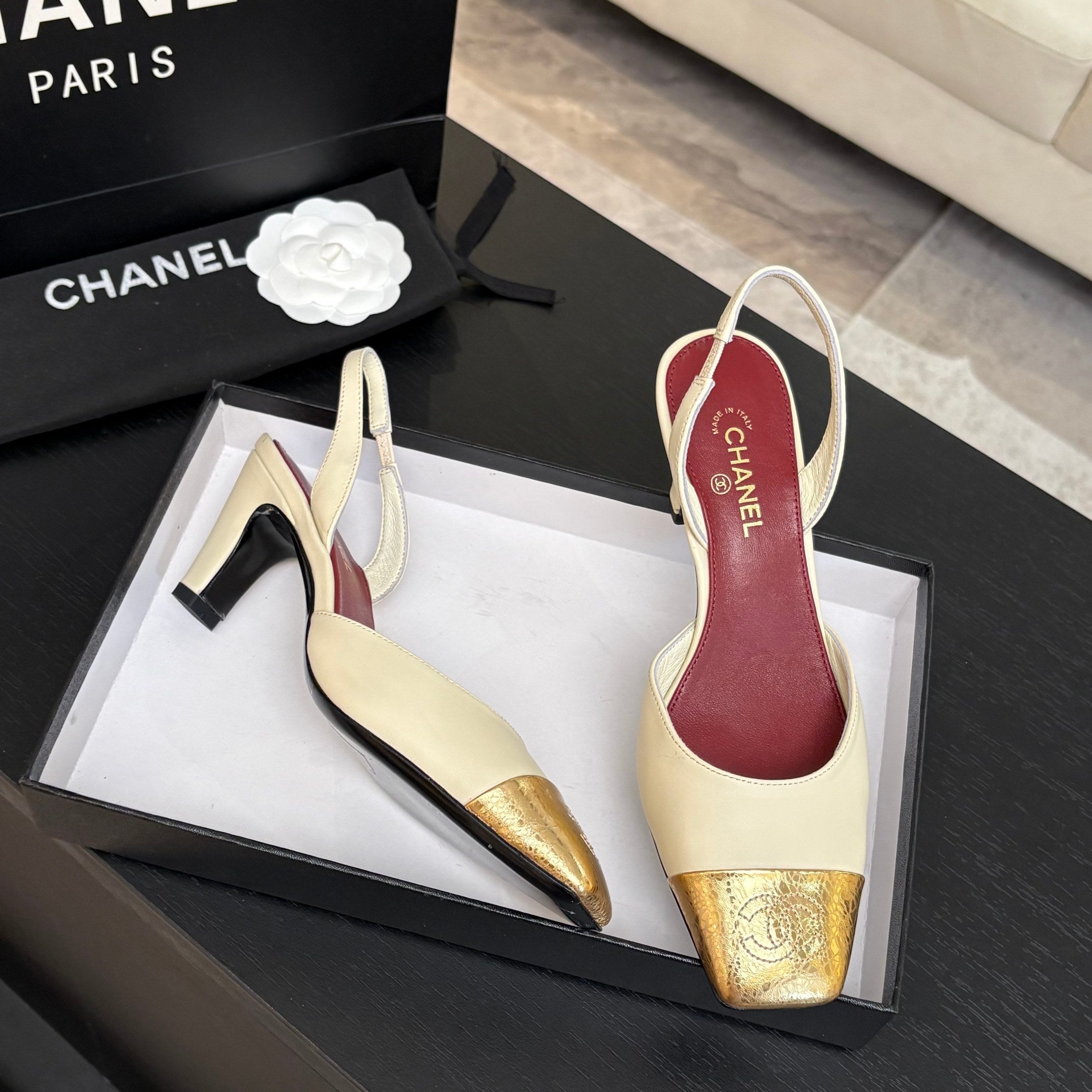 CC 26s Square Cap Toe Slingback 7cm Black Gold Lambskin 958029