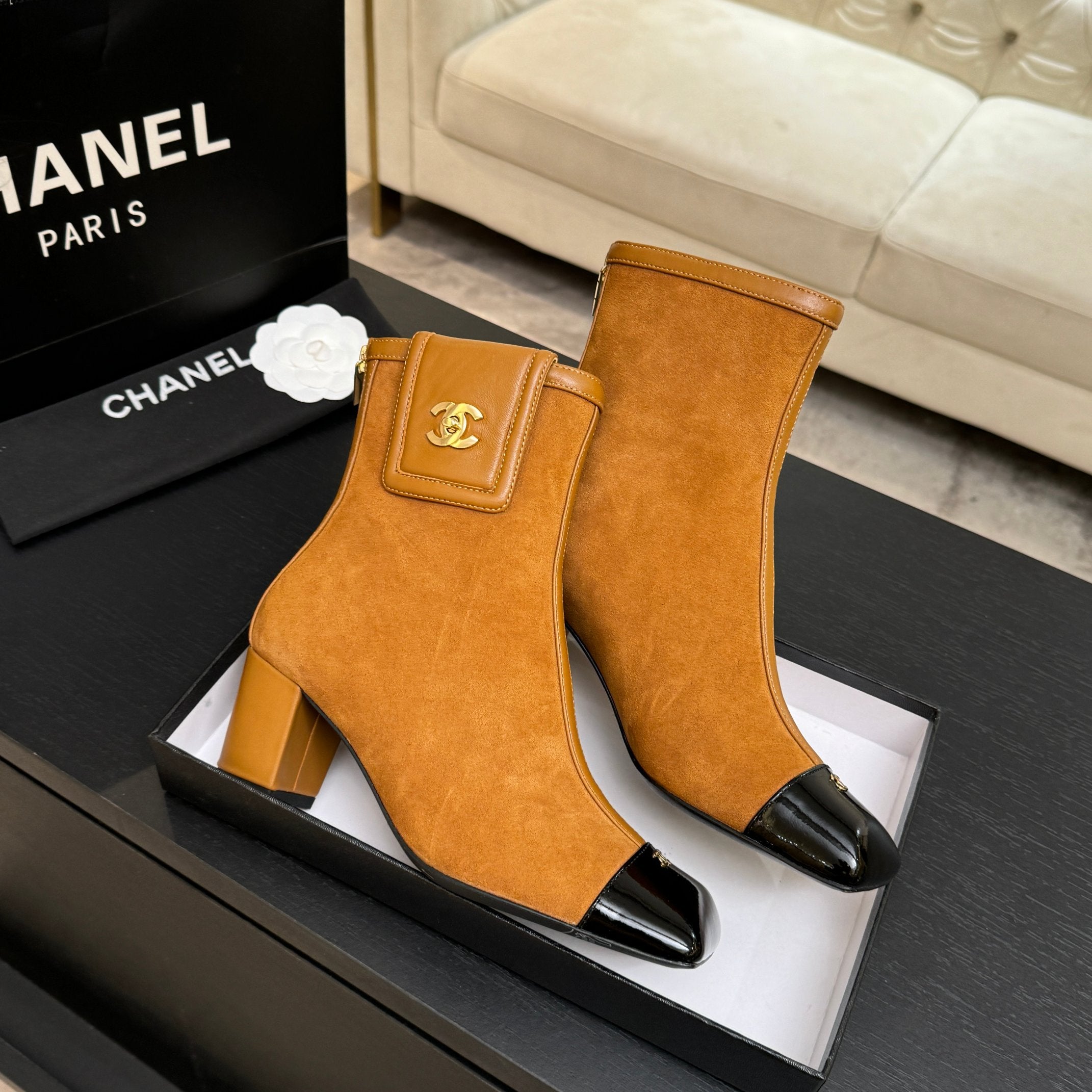 CC 26s Ankle Boots With Pocket Brown Black Suede Patent Lambskin 958070