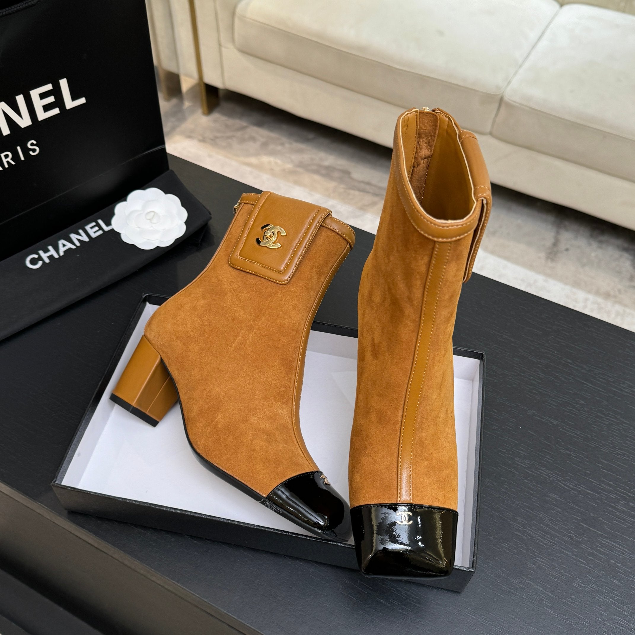 CC 26s Ankle Boots With Pocket Brown Black Suede Patent Lambskin 958070