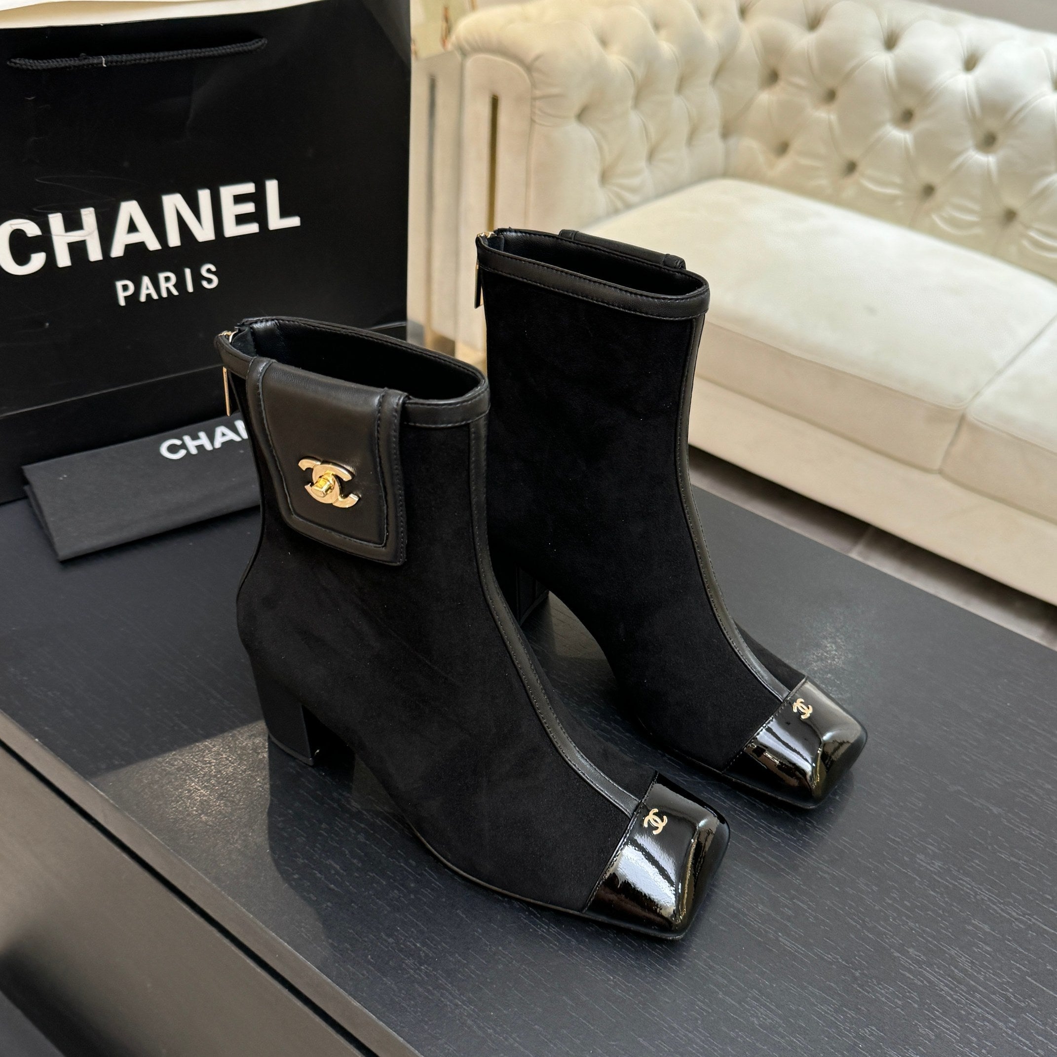 CC 26s Ankle Boots With Pocket Black Suede Patent Lambskin 958072