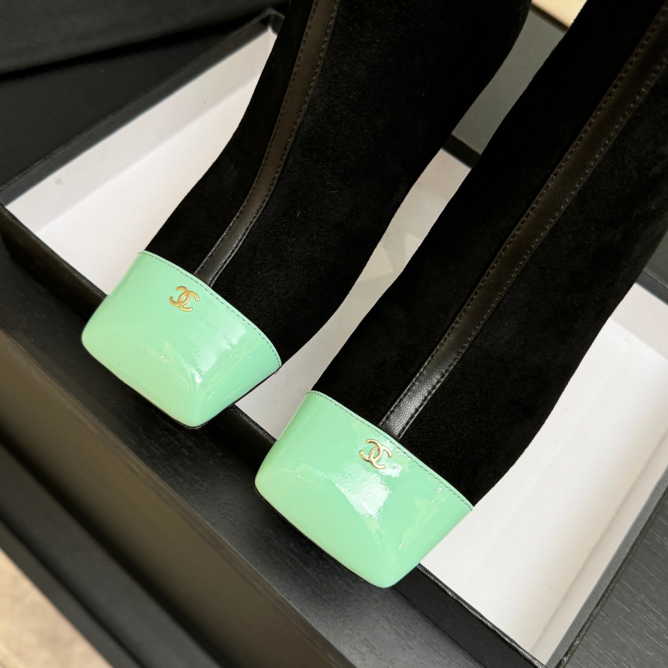 CC 26s Ankle Boots With Pocket Black Mint Green Suede Lambskin 958074