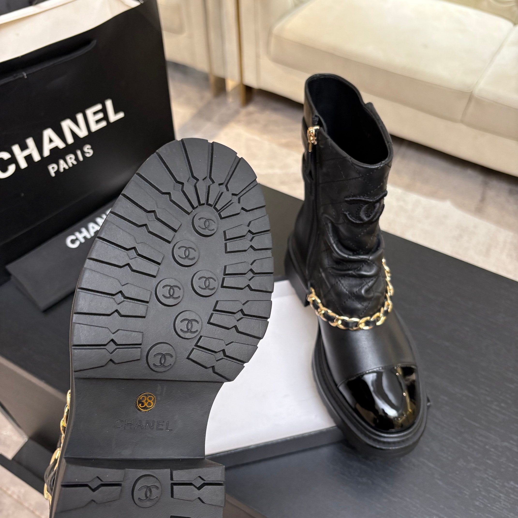 CC 26s Combat Boots Black Quilted Patent Calfskin 957754