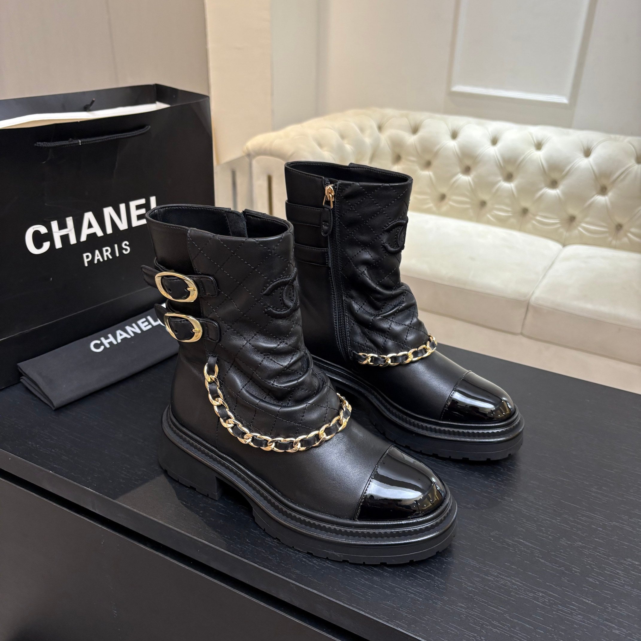 CC 26s Combat Boots Black Quilted Patent Calfskin 957754