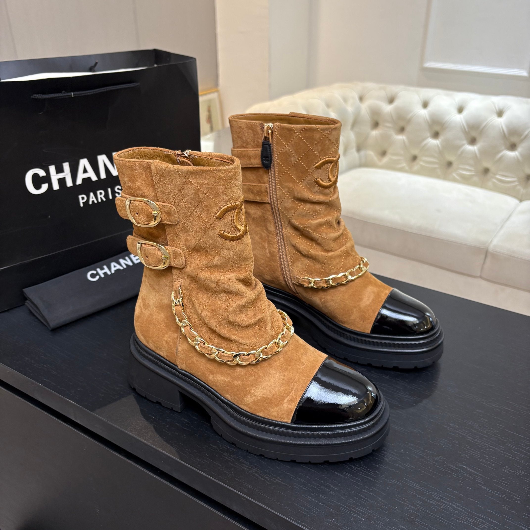 CC 26s Combat Boots Quilted Brown Suede Black Patent Calfskin 957755