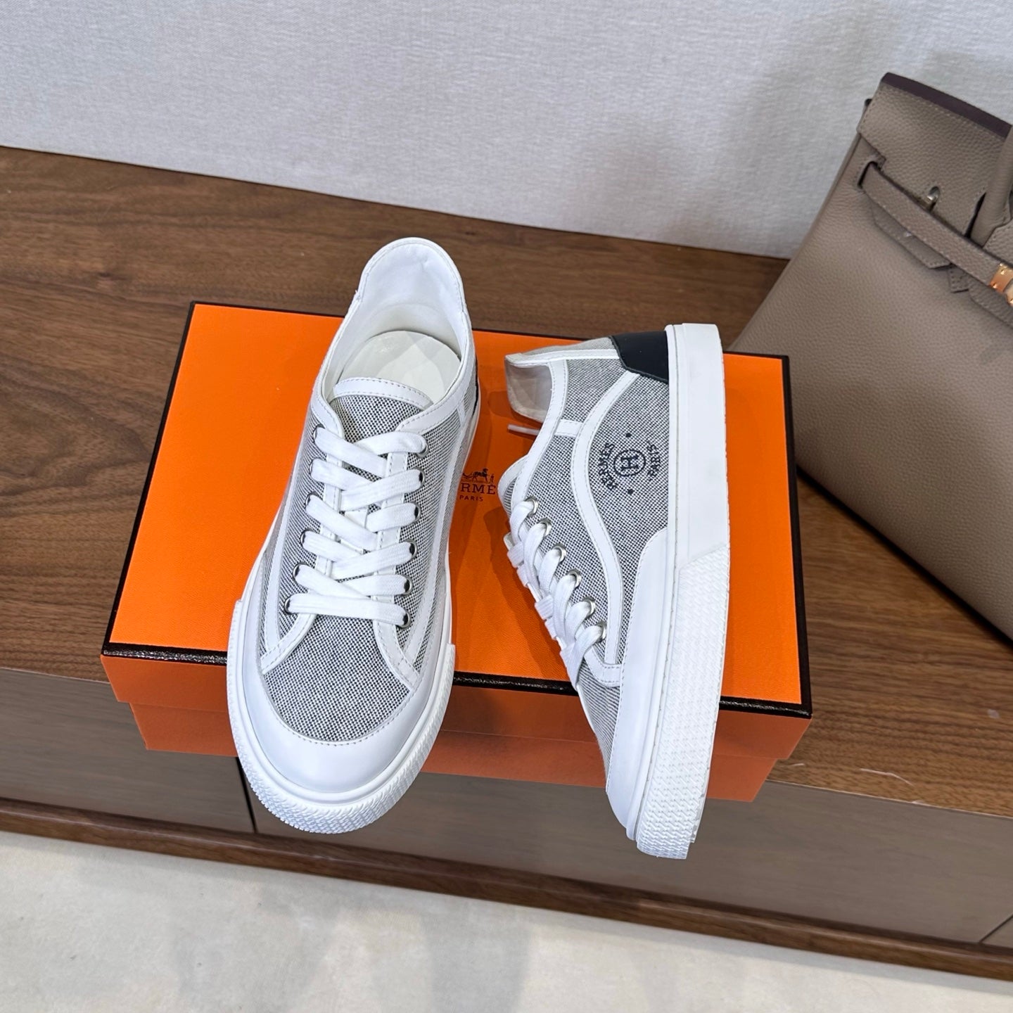 HM Get Sneaker Grey White Suede Cowhide 543791