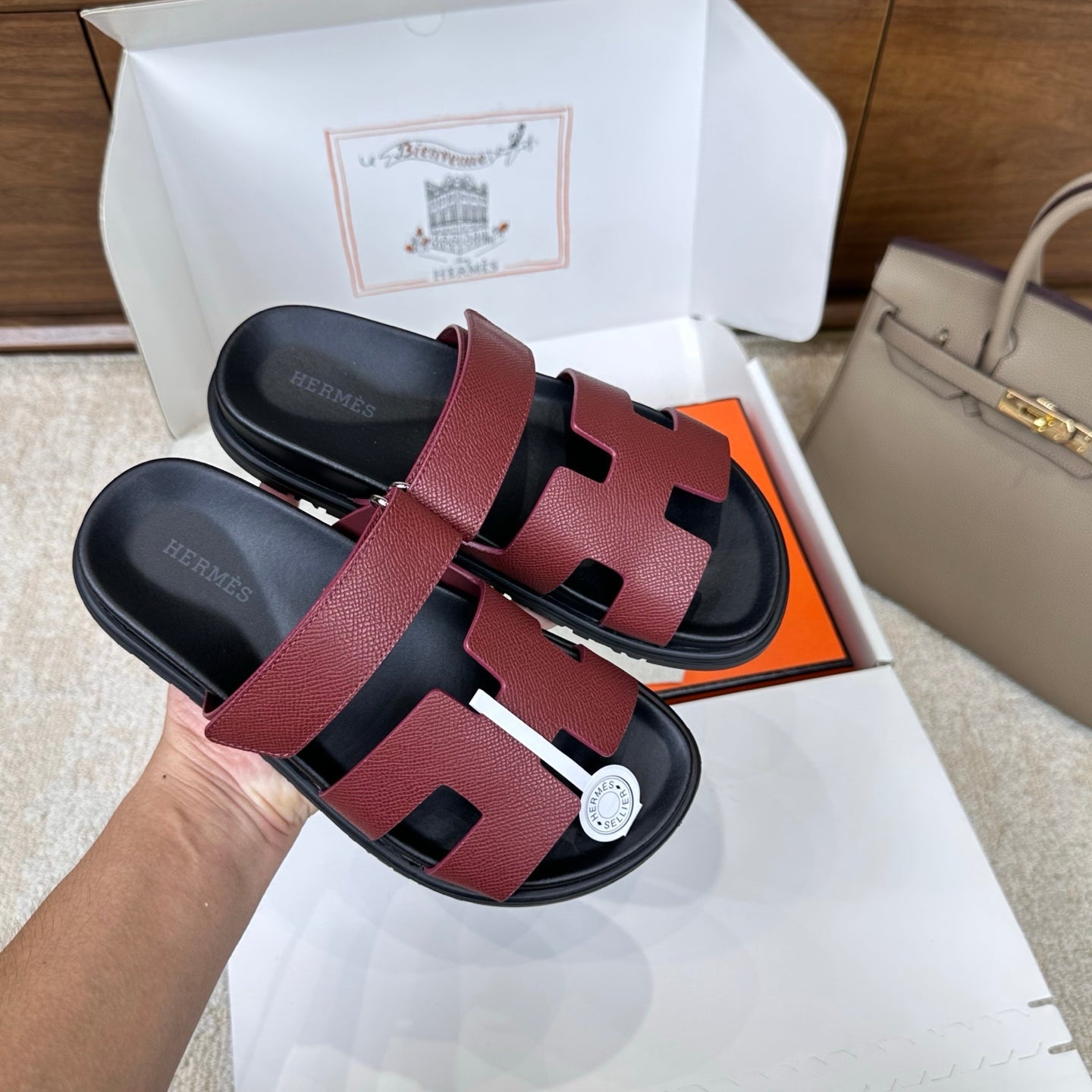 HM Chypre Sandal Black Burugndy Espom Leather 862391