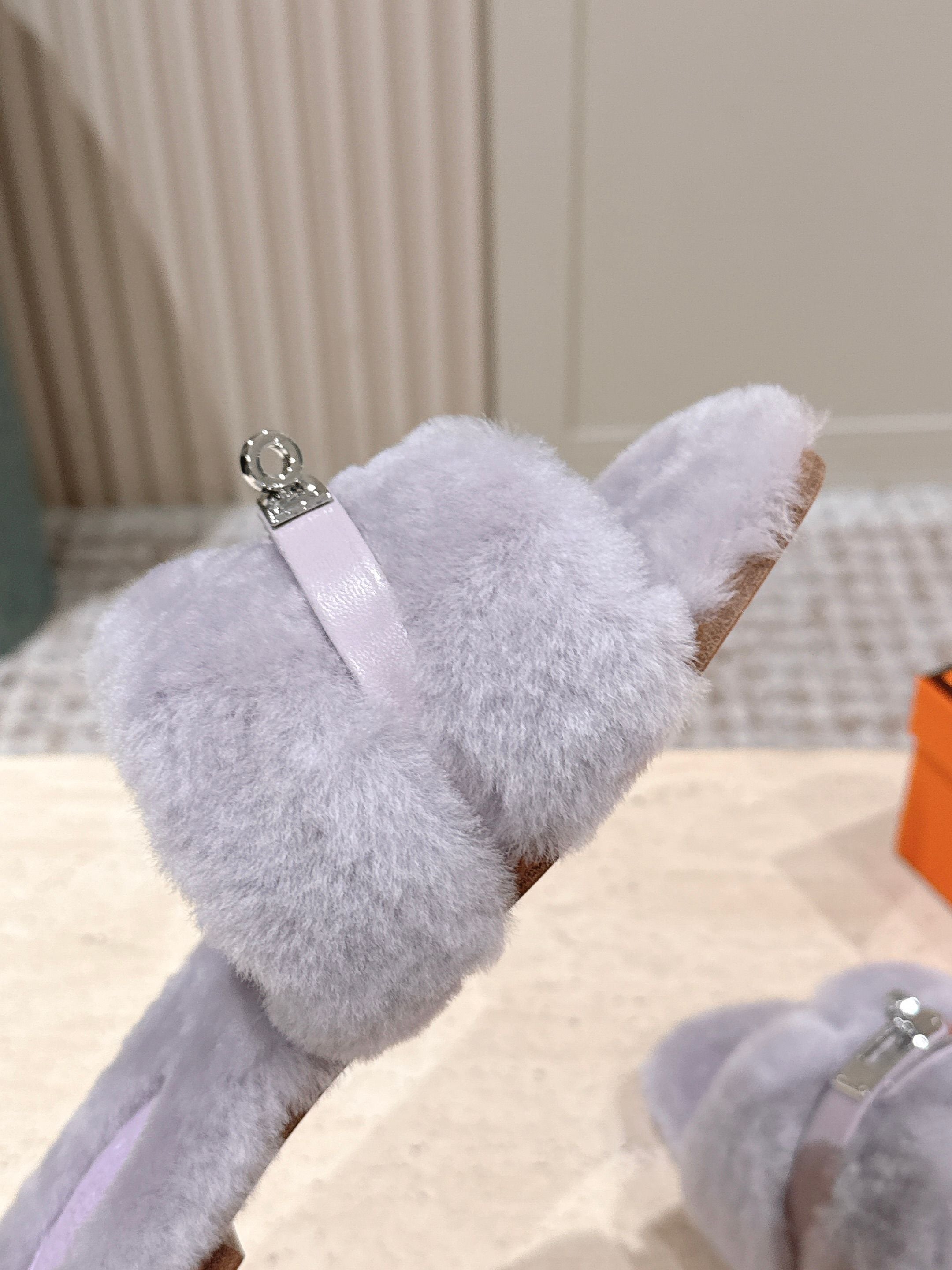 HM Oran Slippers Sliver Buckle Light Purple Wool 583752