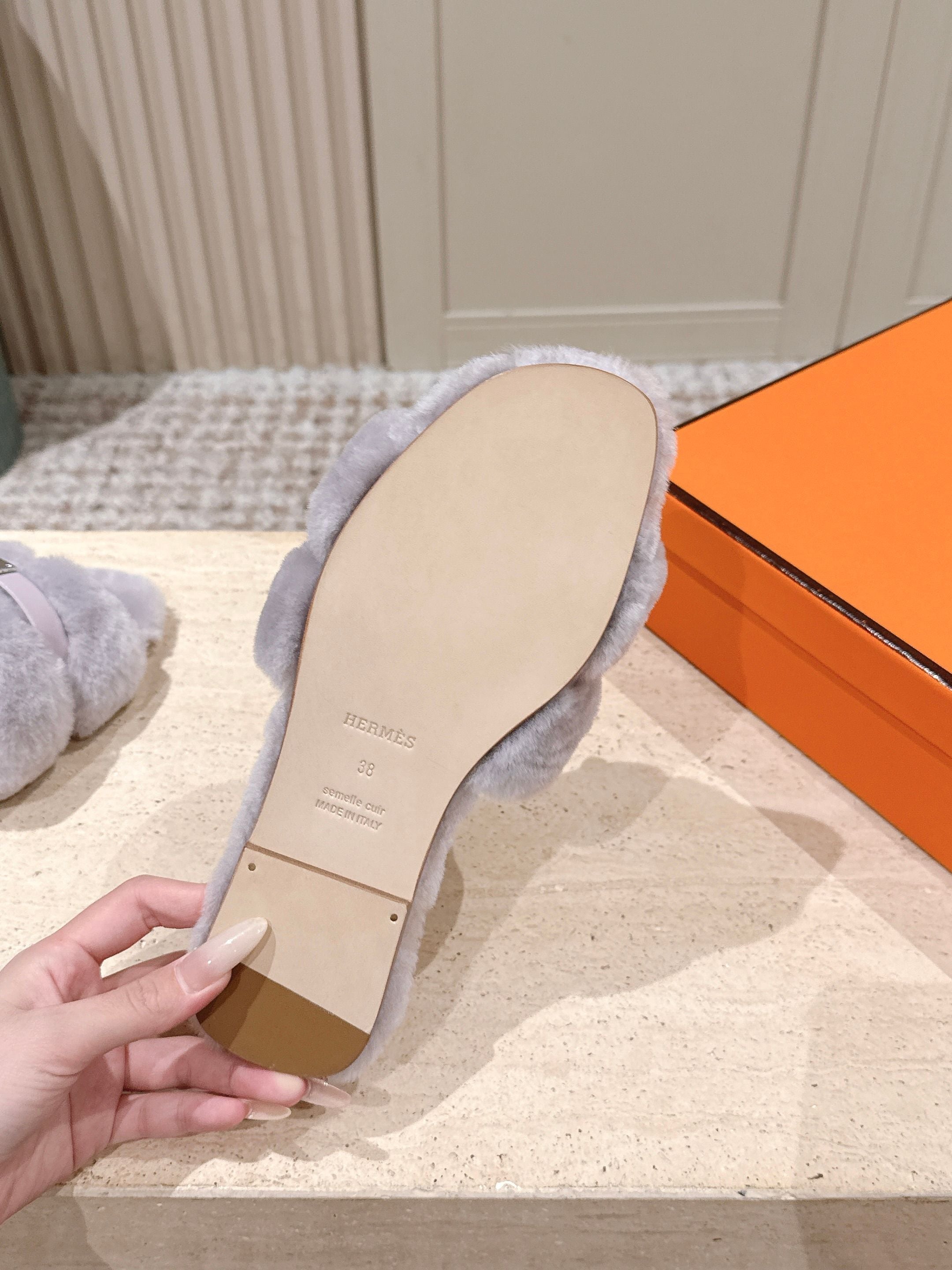 HM Oran Slippers Sliver Buckle Light Purple Wool 583752