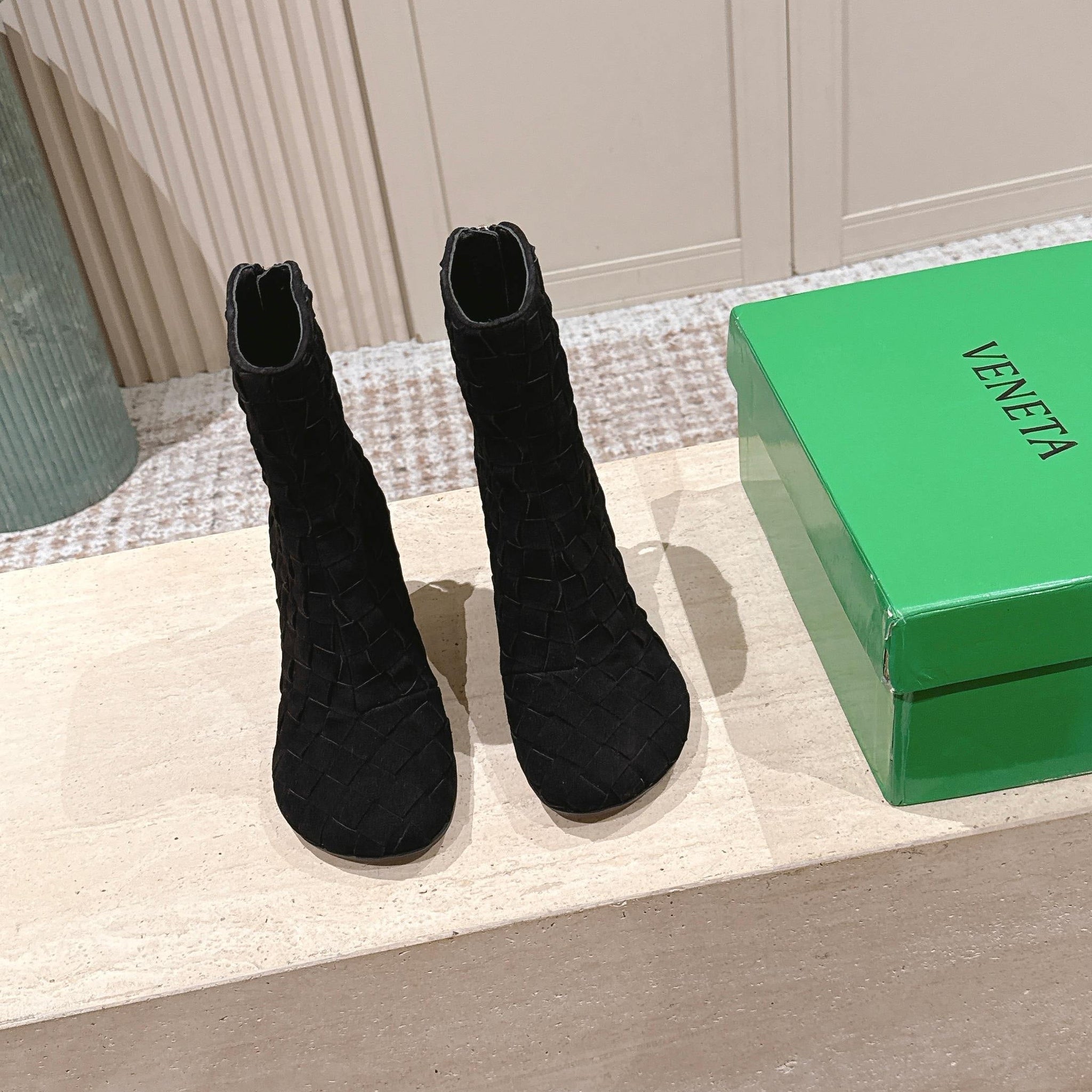 BV 26s Boots 8.5cm Black Intrecciato Suede