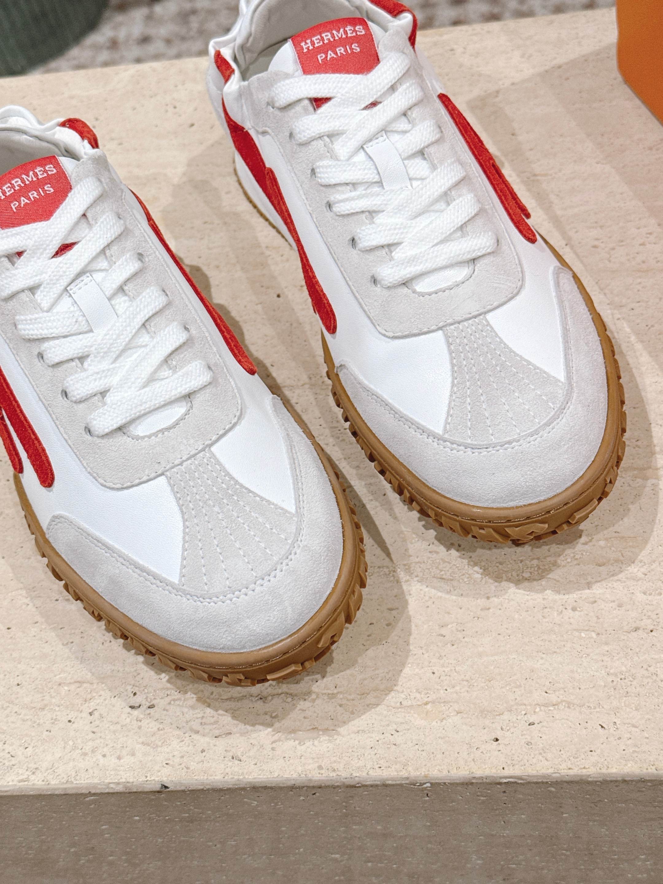 HM Jet Sneaker White Light Grey Red Suede Calfskin 583756