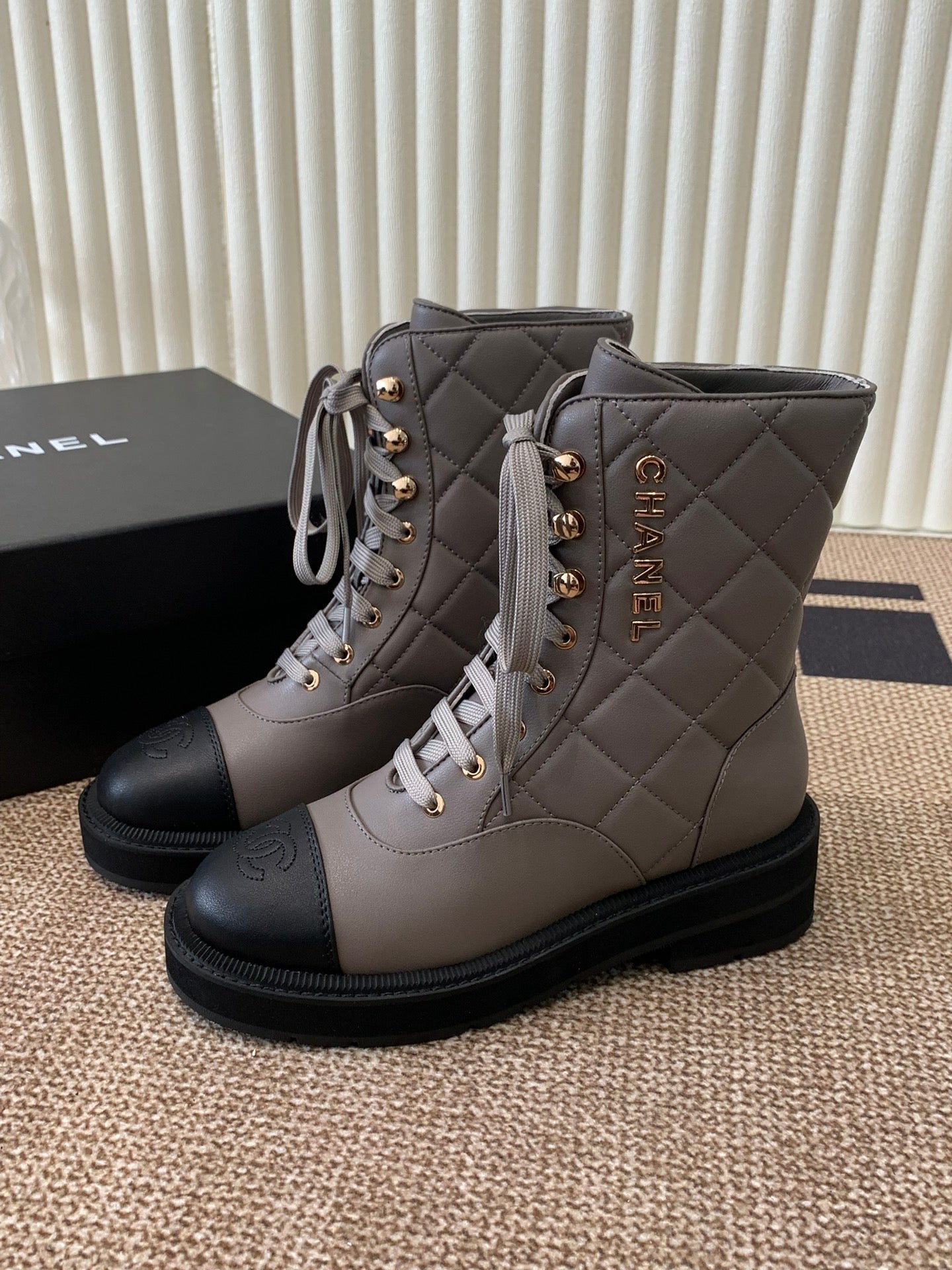 Chanel Electric Show Ankle Boot jBrown and  Black Leather 507523